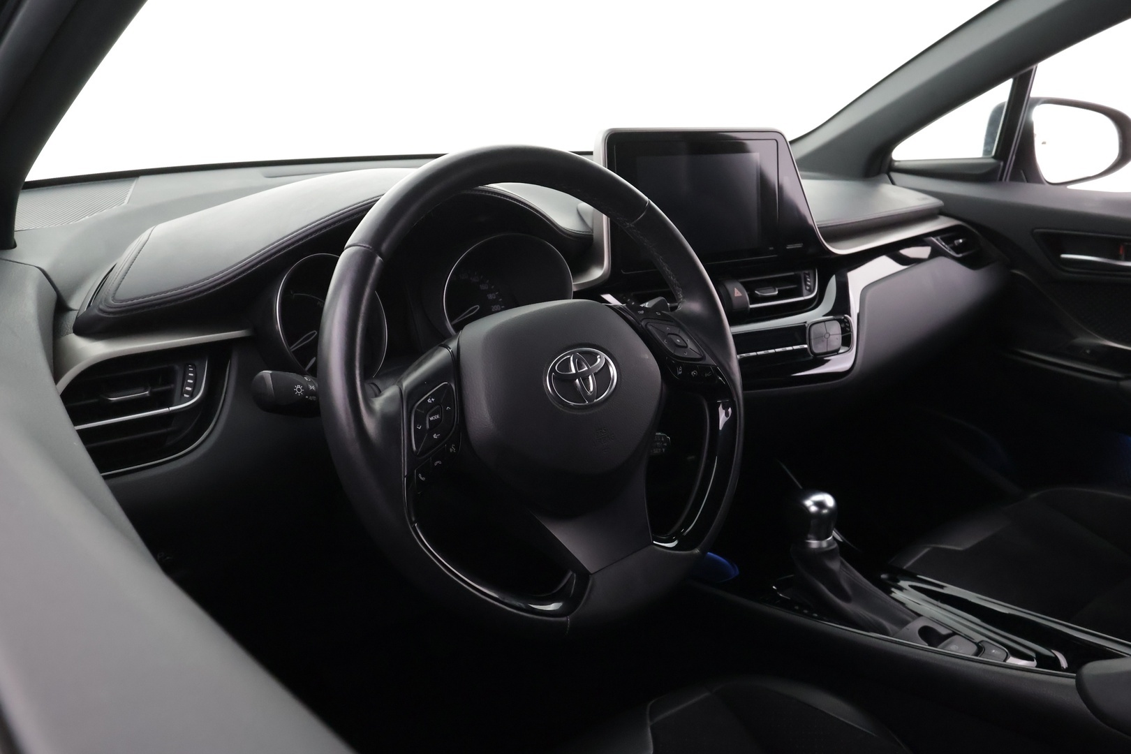 TOYOTA C-HR 2019