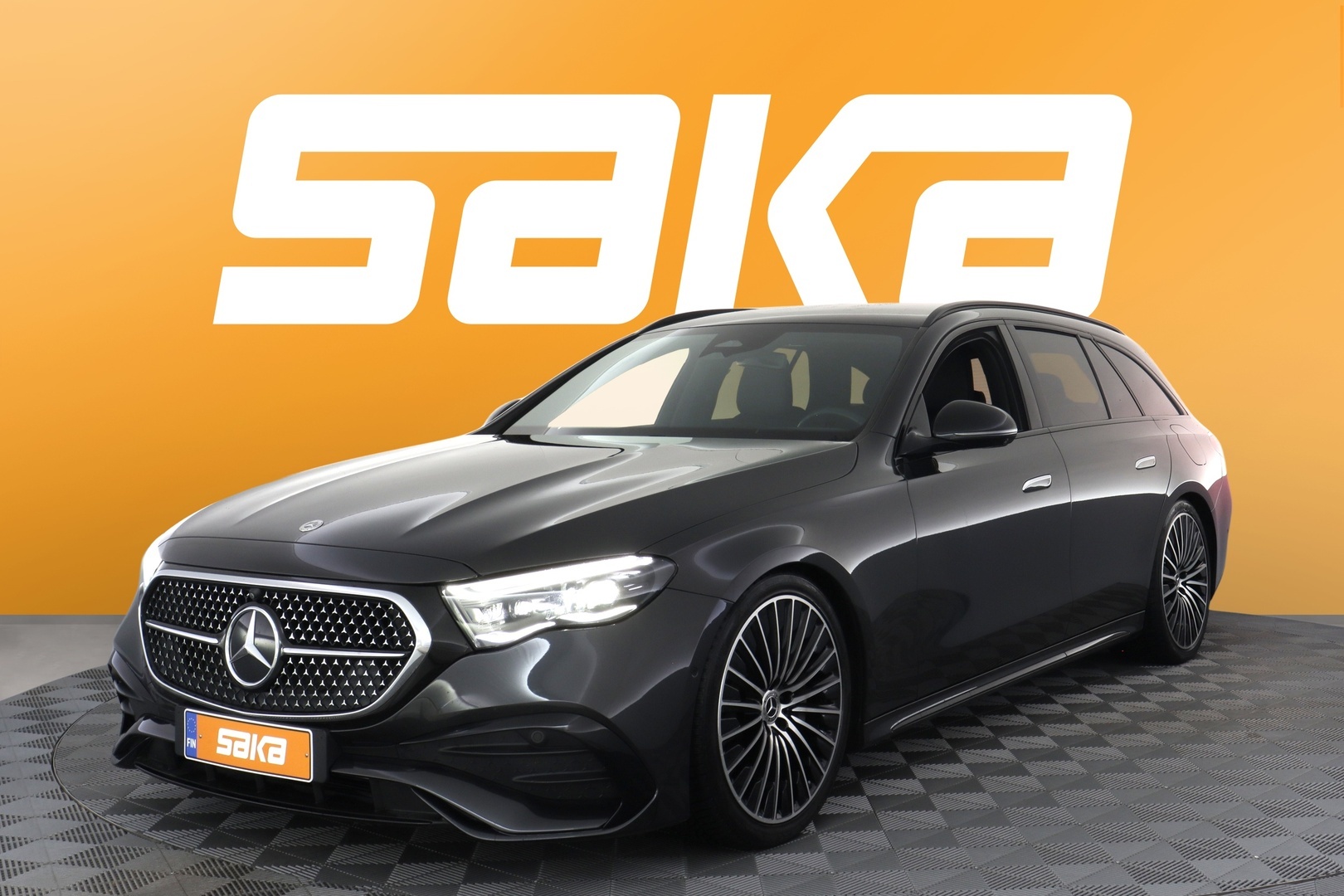 MERCEDES-BENZ E 2024