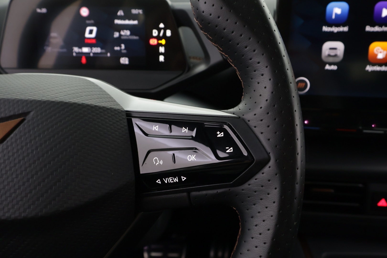 CUPRA Born 2023