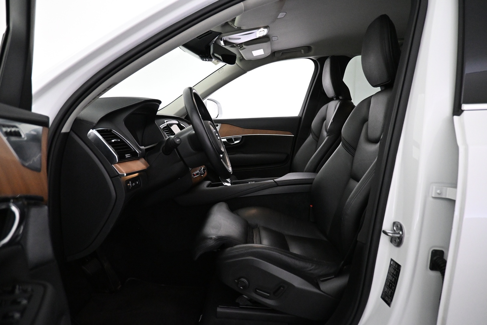 VOLVO XC90 2022