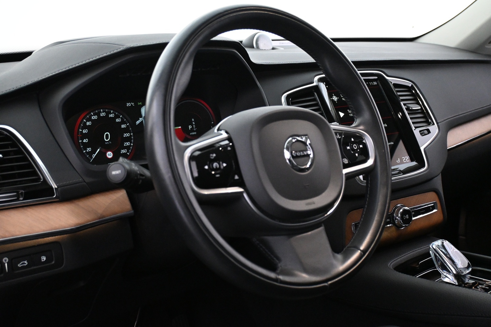VOLVO XC90 2022