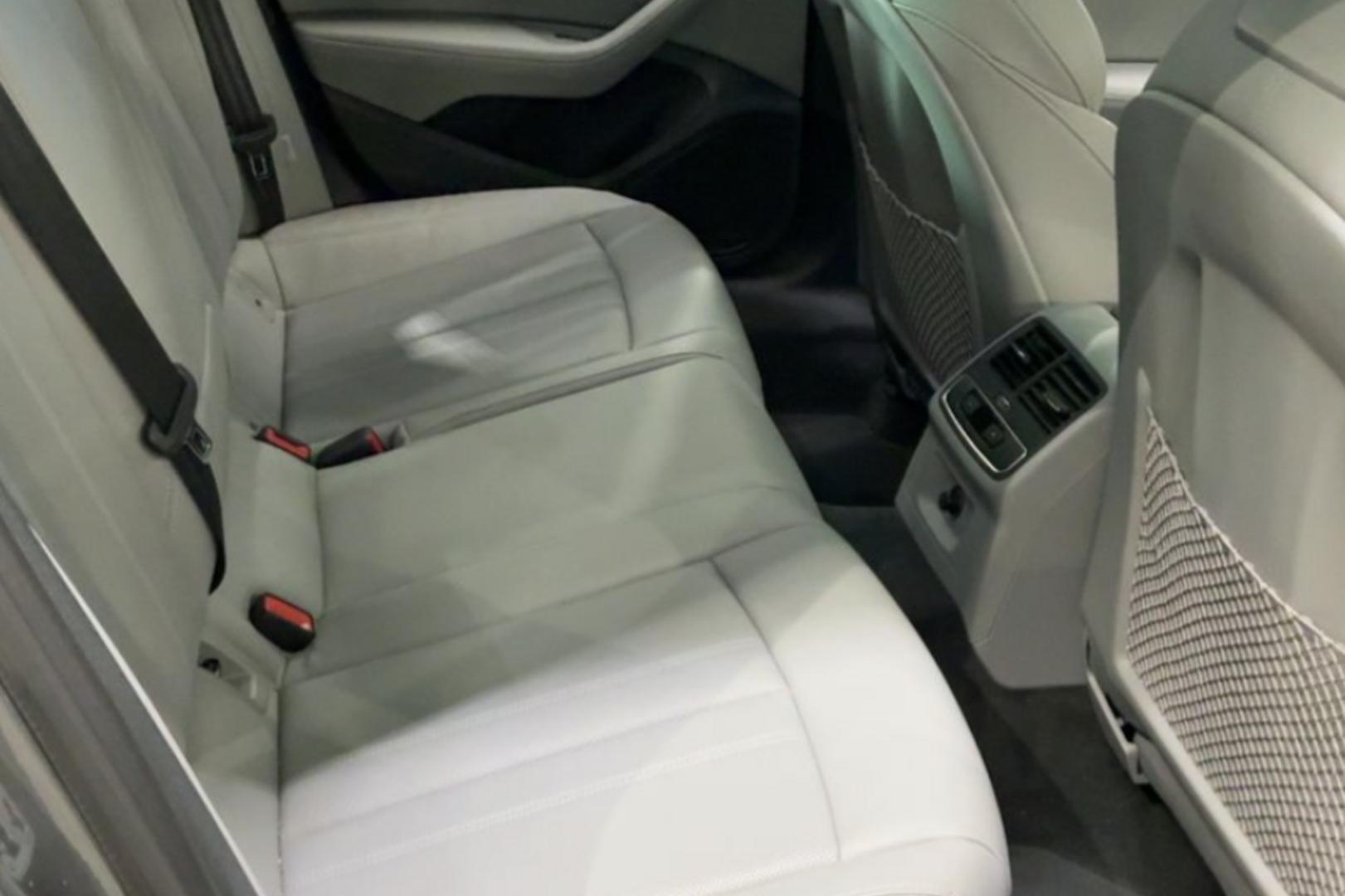 AUDI A4 2022