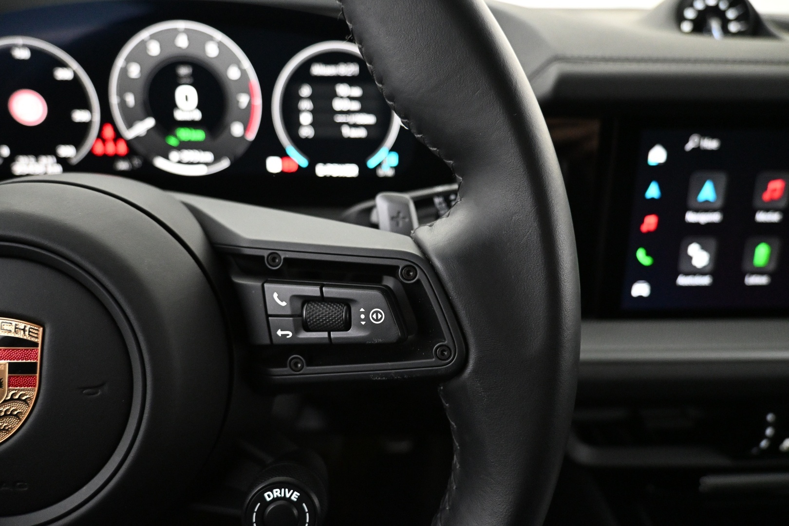 PORSCHE Cayenne 2024