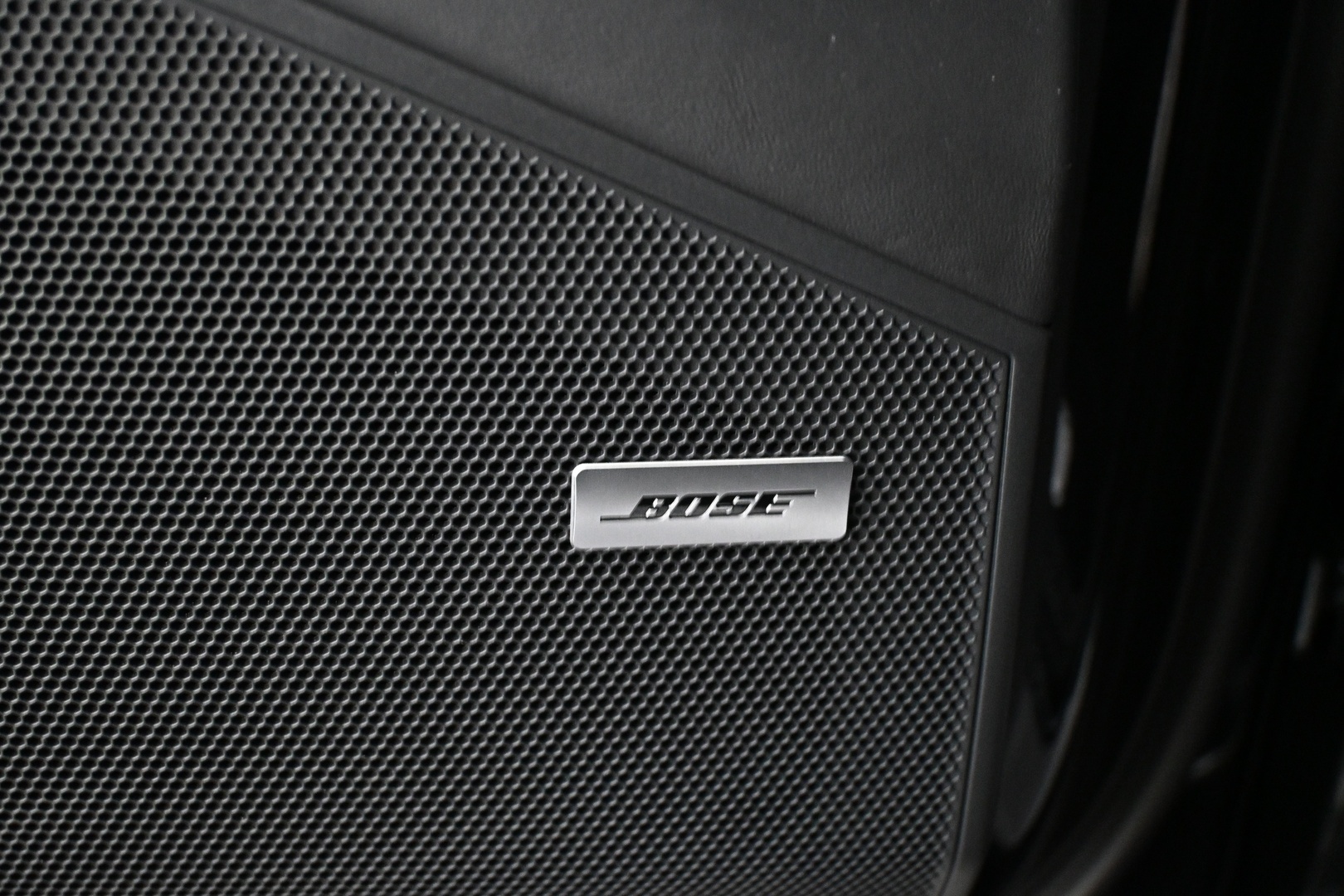 PORSCHE Cayenne 2024