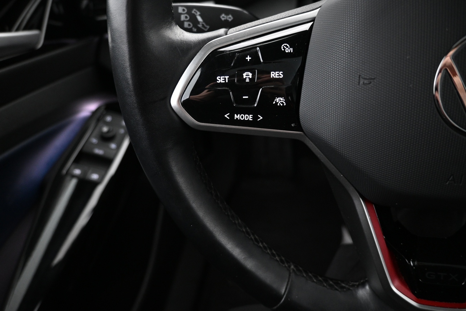 VOLKSWAGEN ID.4 2023