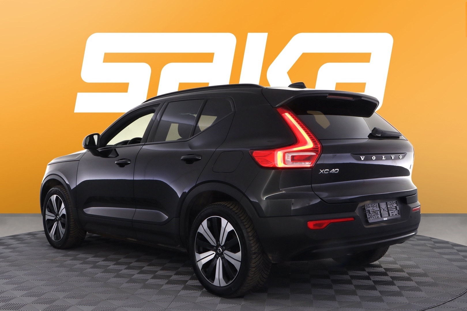 VOLVO XC40 2023