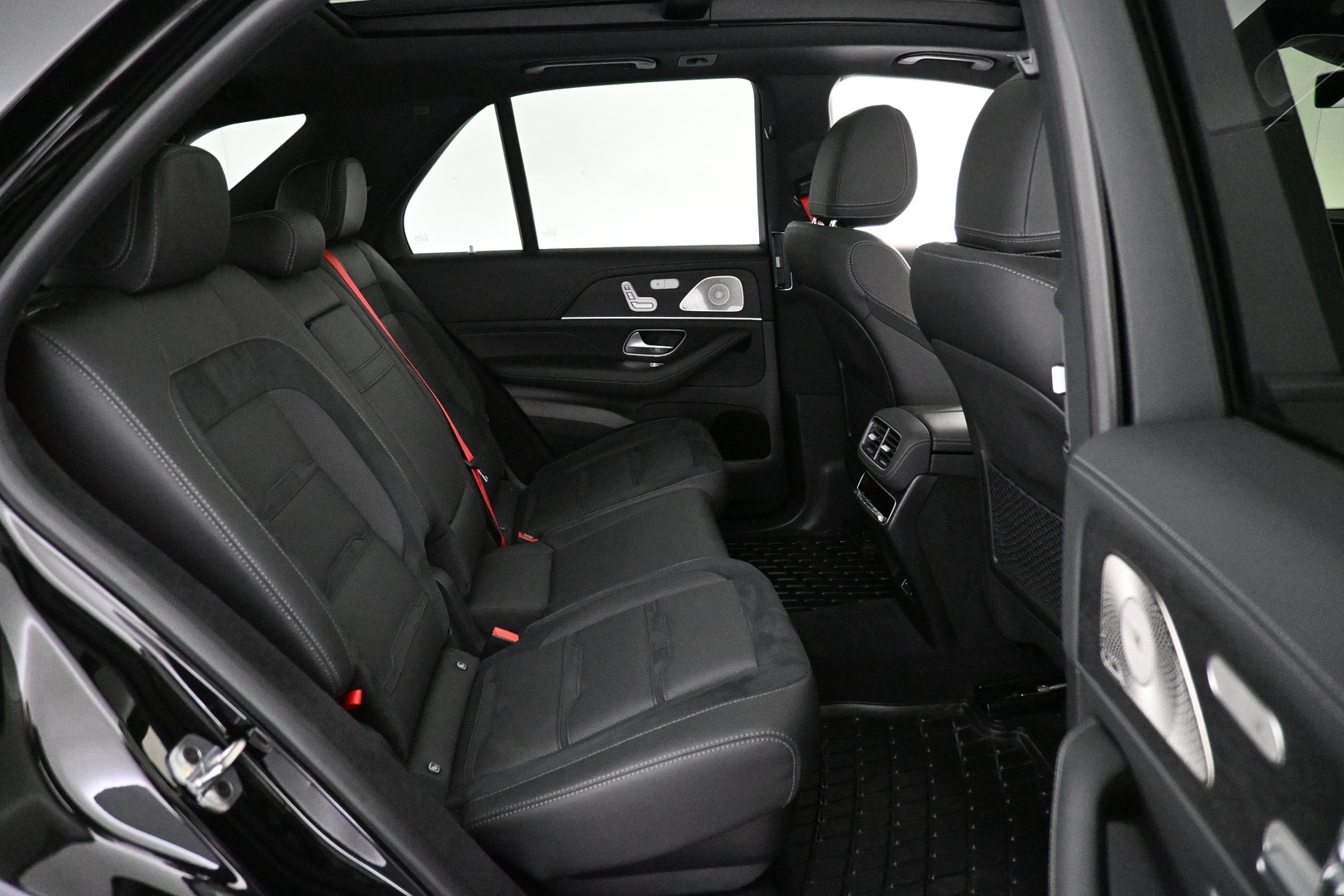 MERCEDES-BENZ GLE 53 AMG 2025