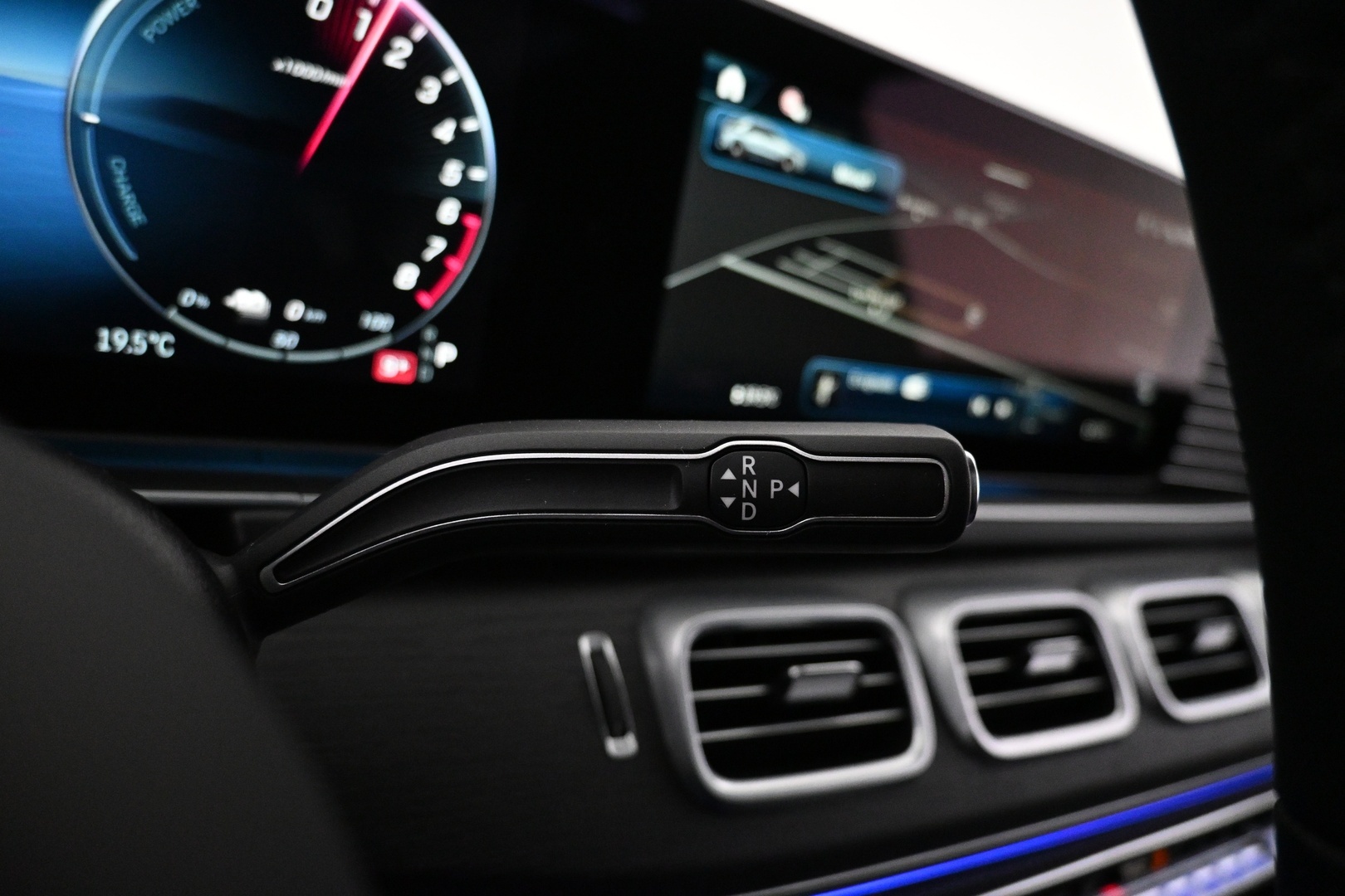MERCEDES-BENZ GLE 53 AMG 2025