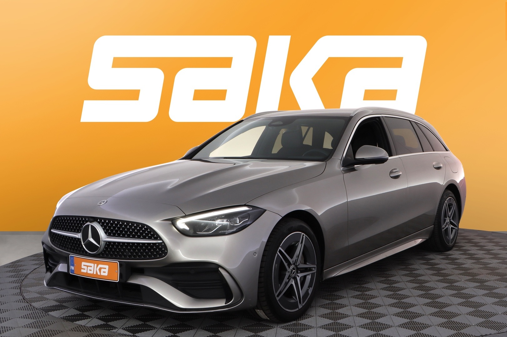 MERCEDES-BENZ C 2023