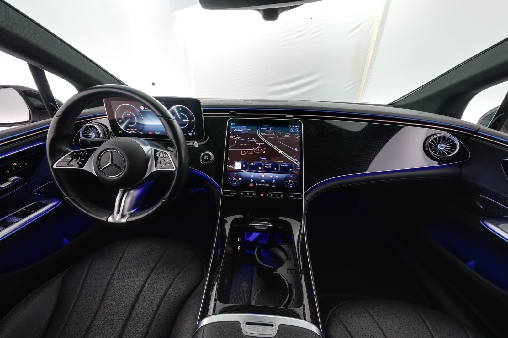 MERCEDES-BENZ EQE 2023