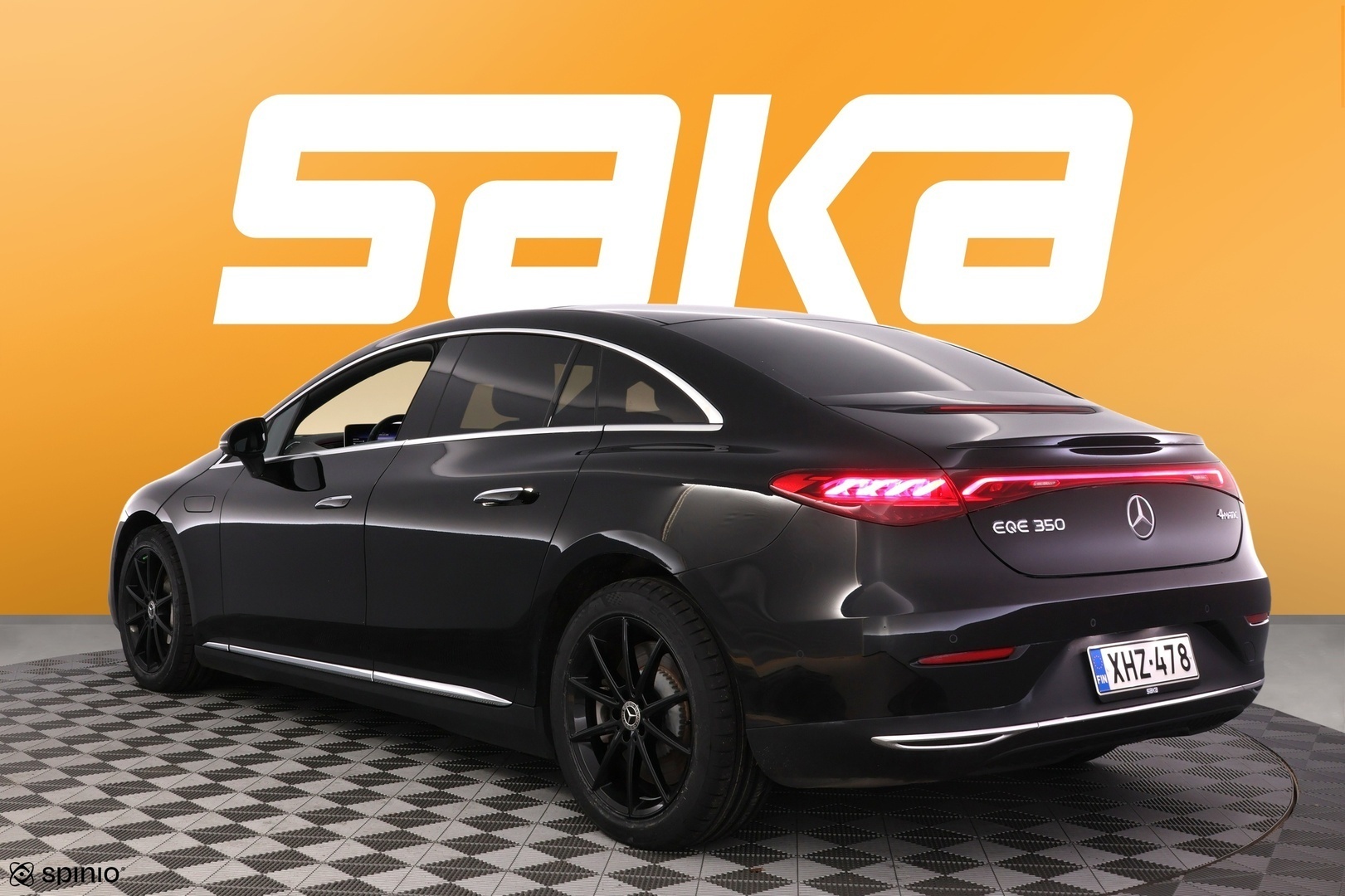 MERCEDES-BENZ EQE 2023