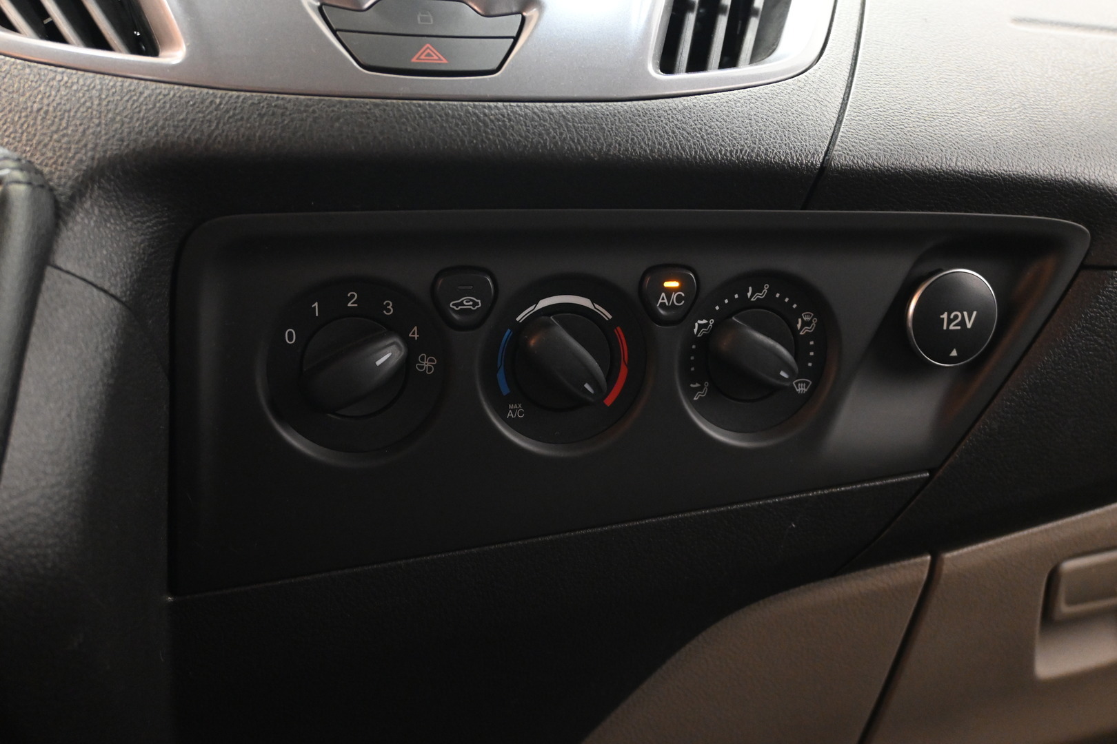 FORD Tourneo Custom 2013