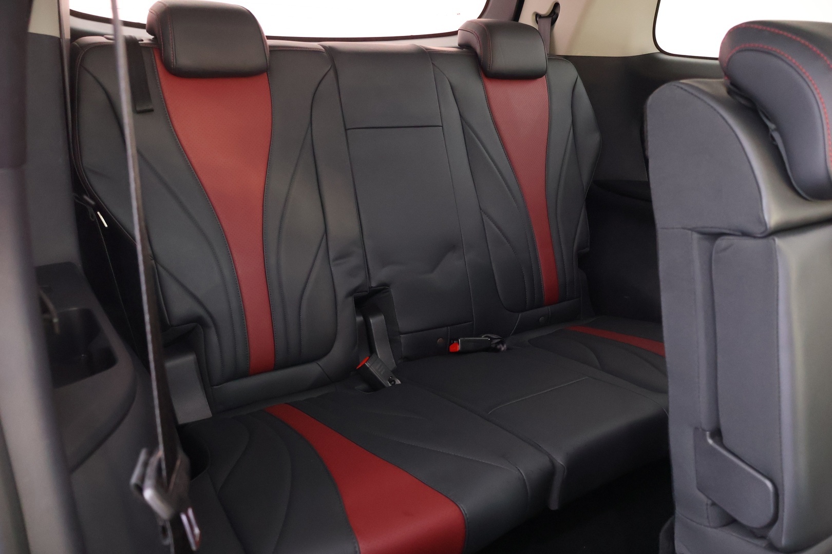 MAXUS Euniq 5 2022