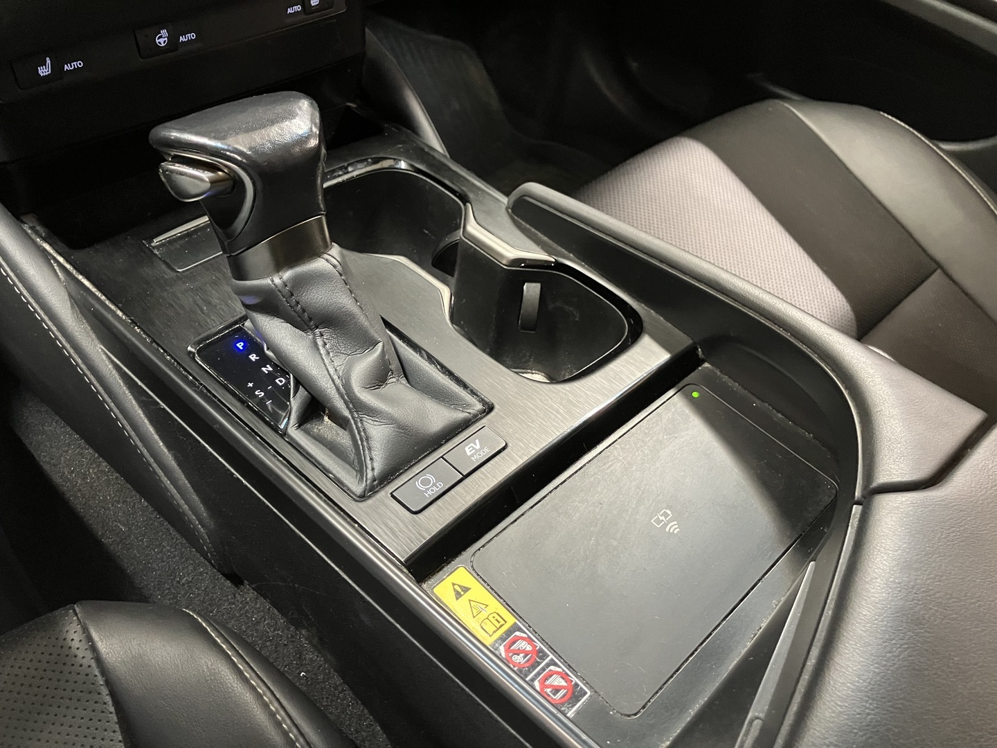 LEXUS ES 2023