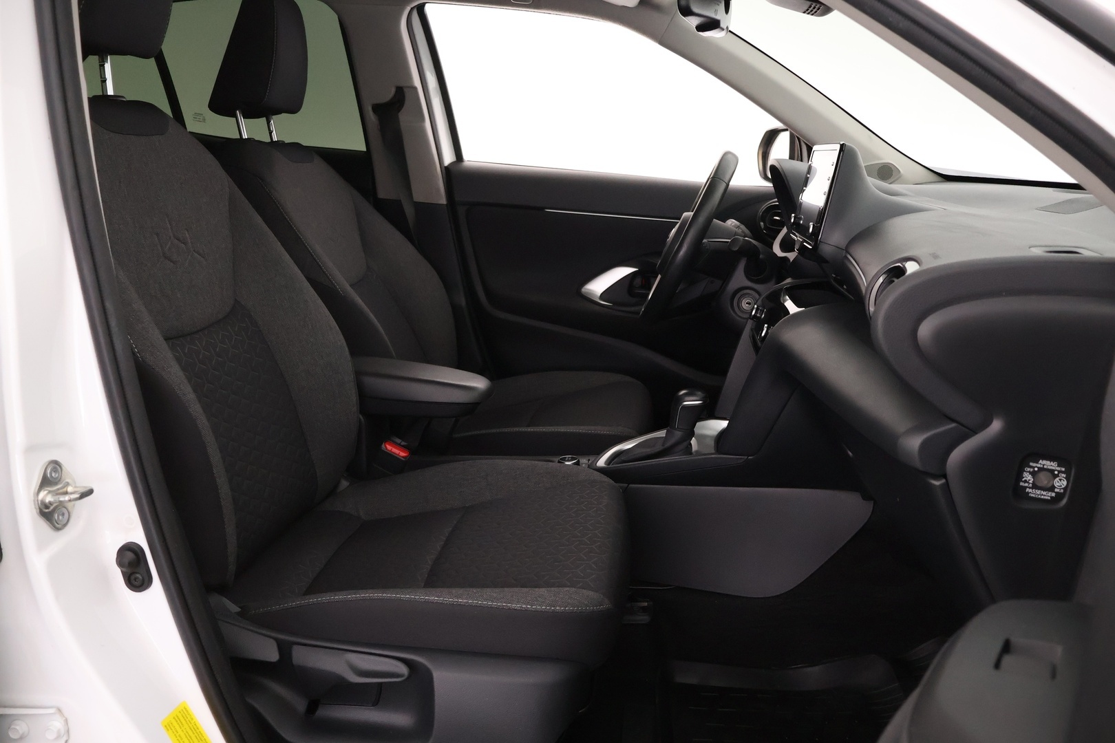 TOYOTA Yaris Cross 2023