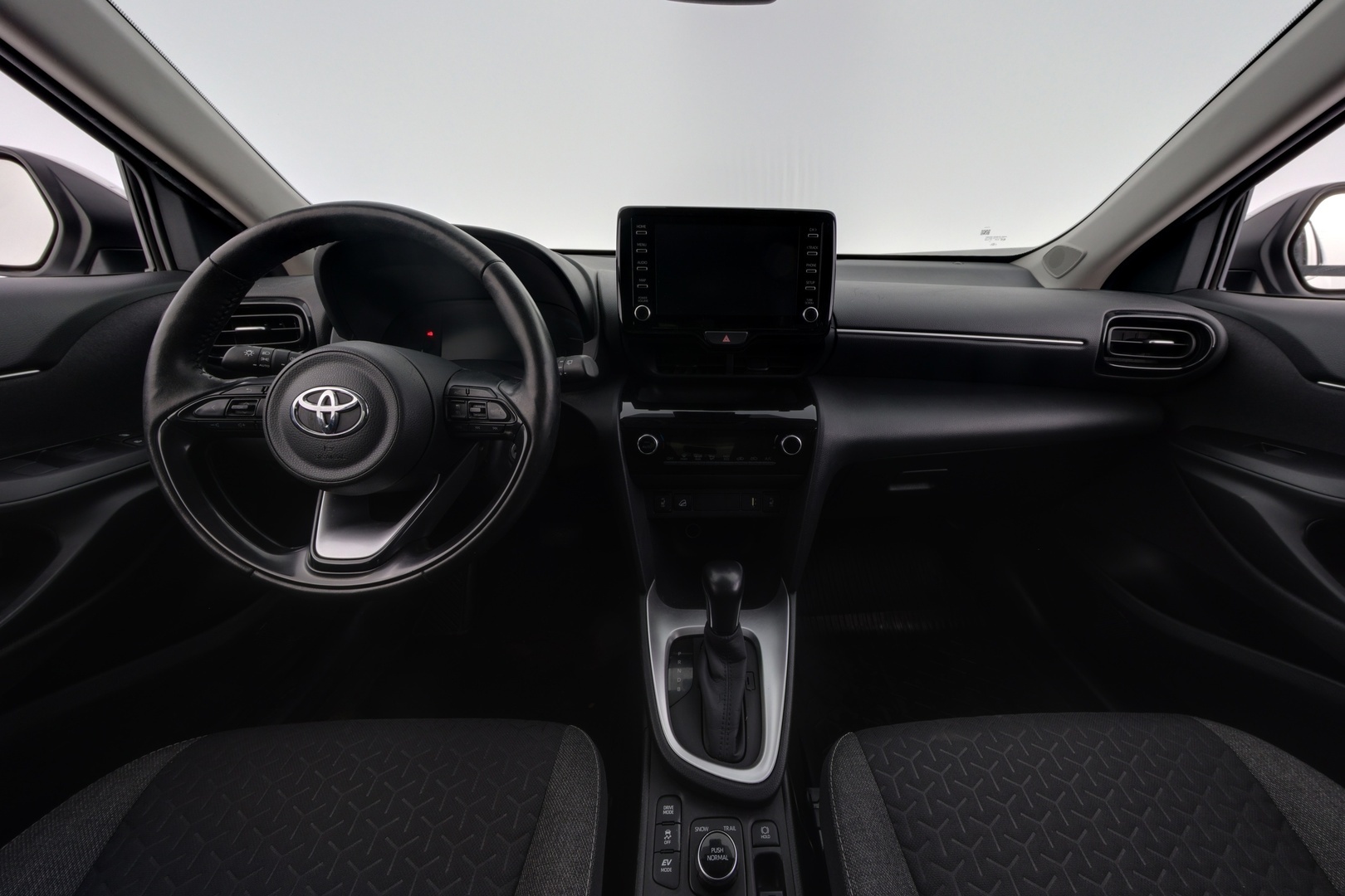 TOYOTA Yaris Cross 2023