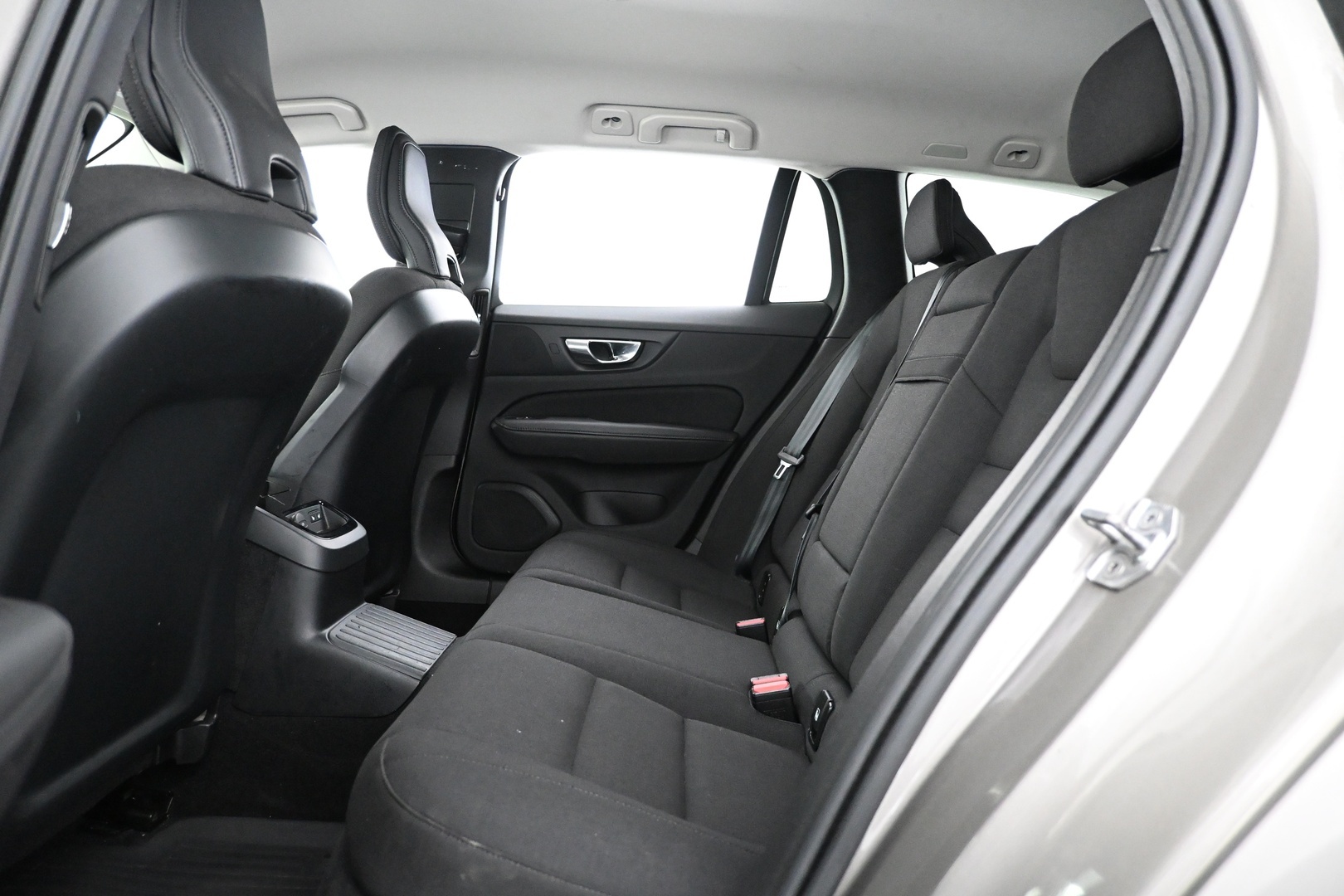 VOLVO V60 2021