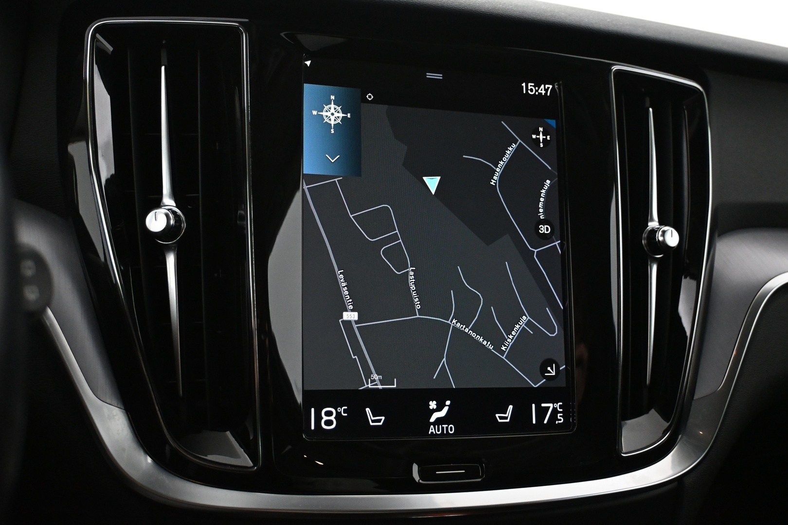 VOLVO V60 2021