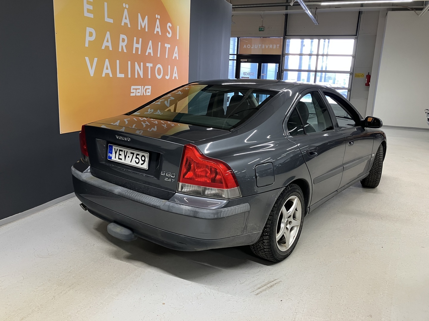 VOLVO S60 2003