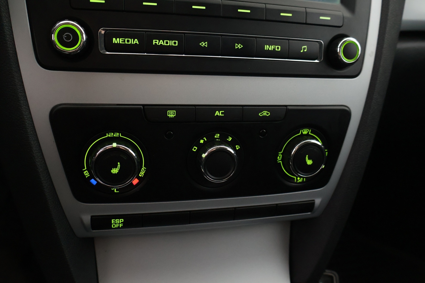 SKODA Octavia 2009