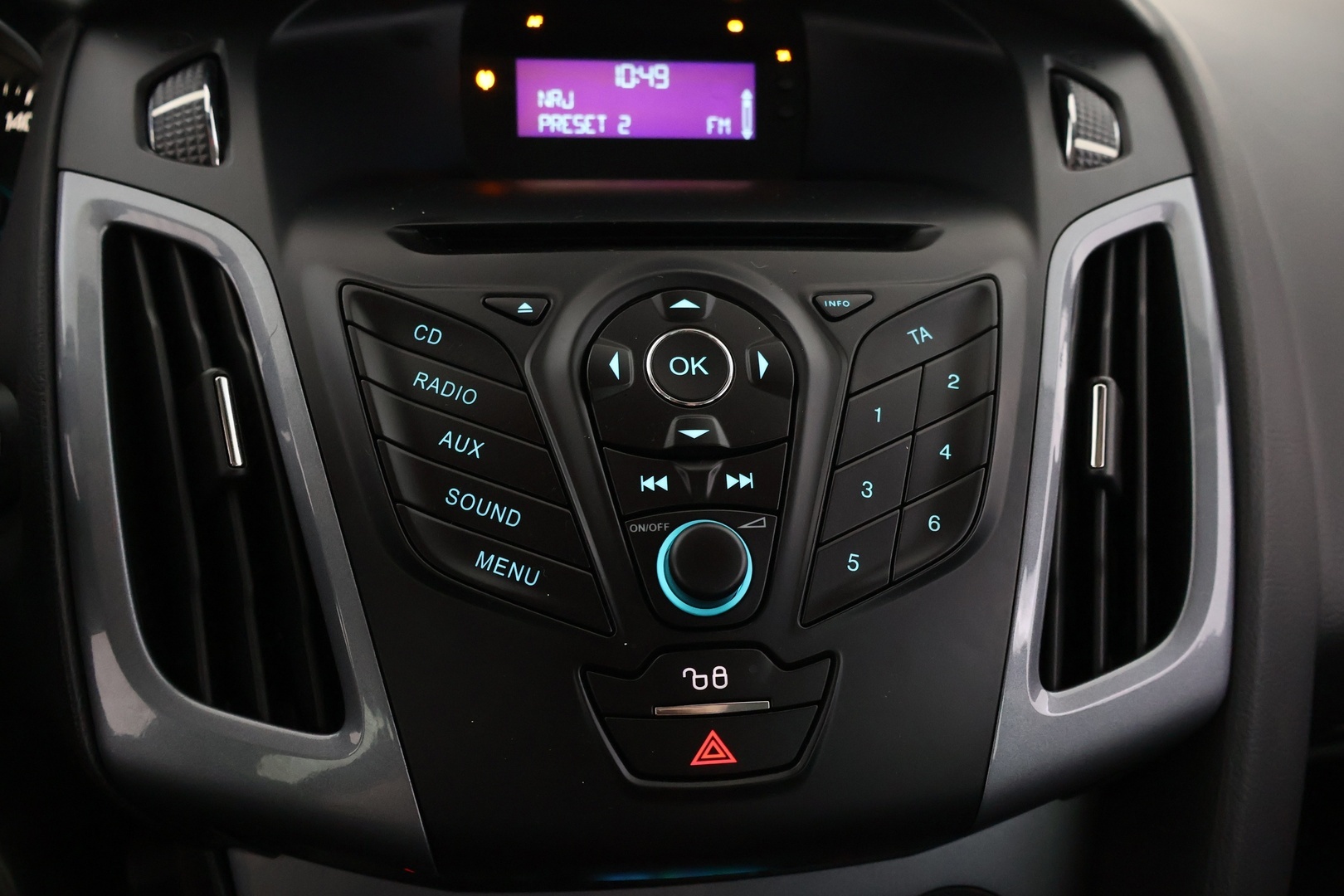 FORD Focus 2012