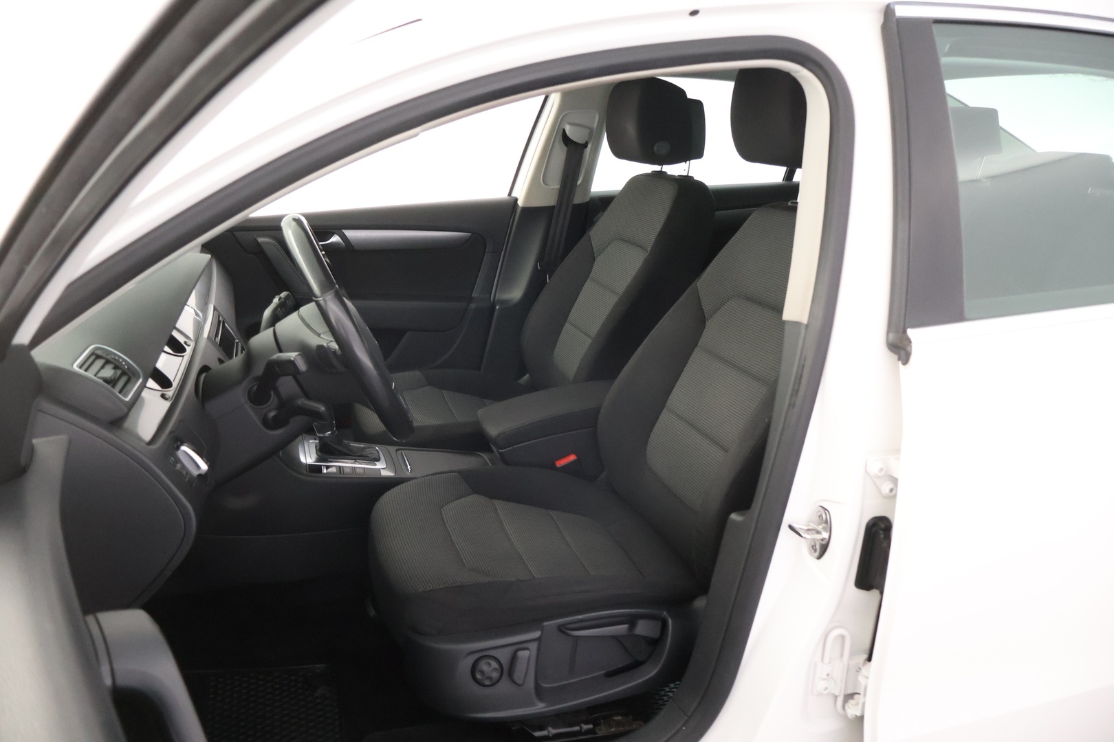 VOLKSWAGEN Passat 2013