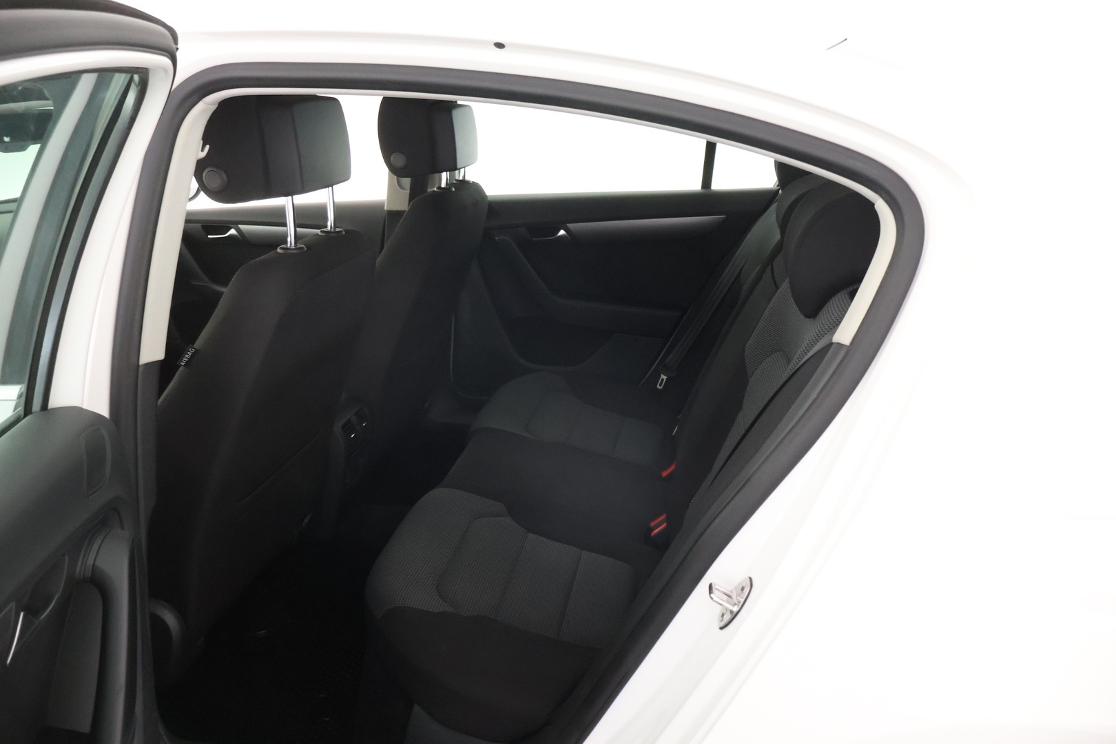 VOLKSWAGEN Passat 2013