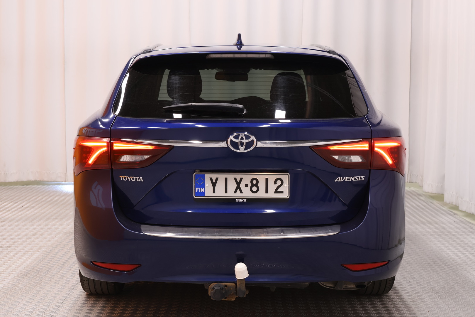 TOYOTA Avensis 2016