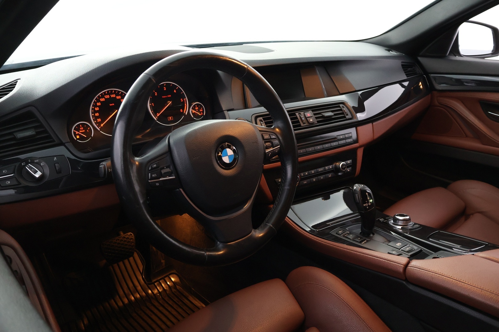 BMW 518 2016