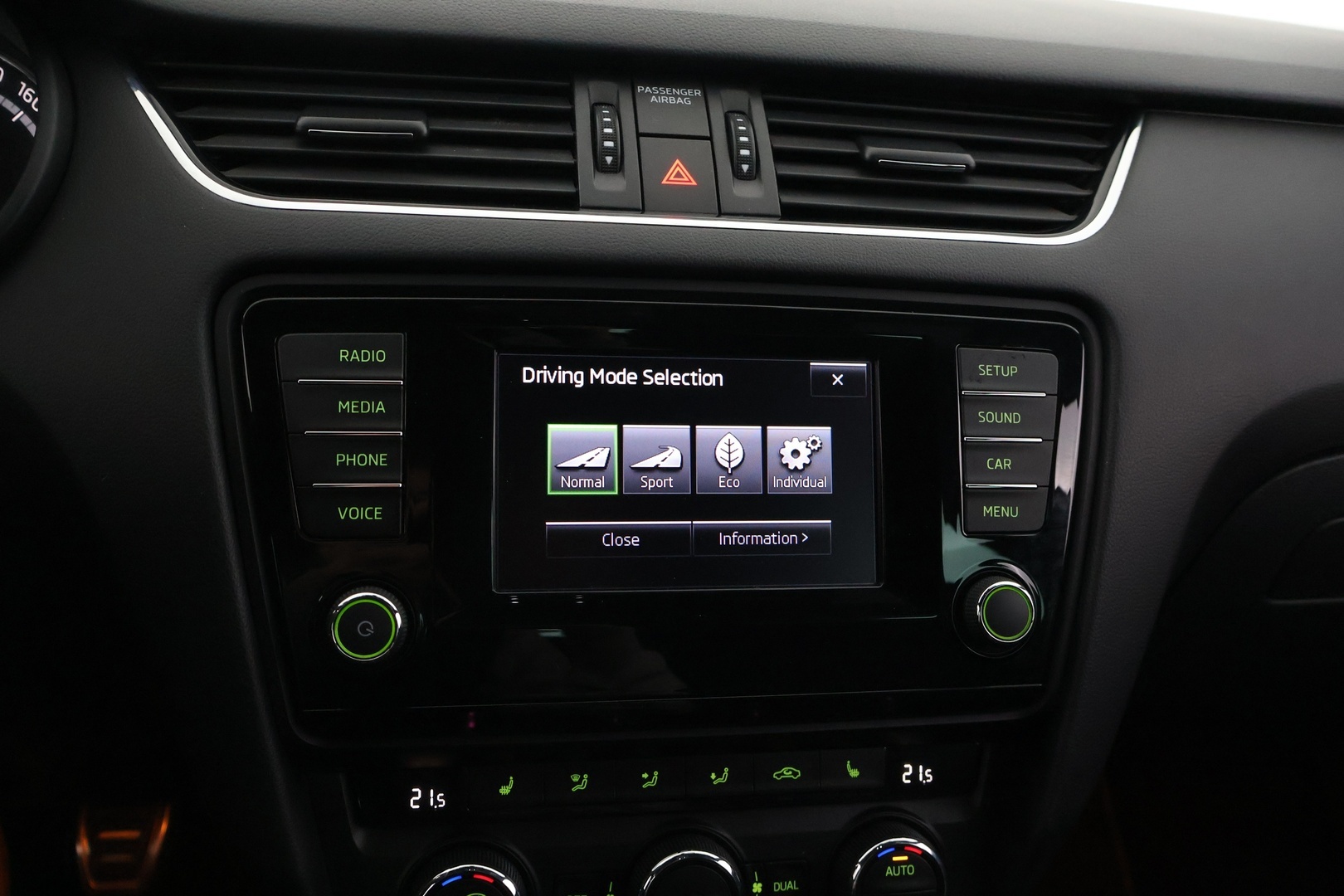 SKODA Octavia 2014