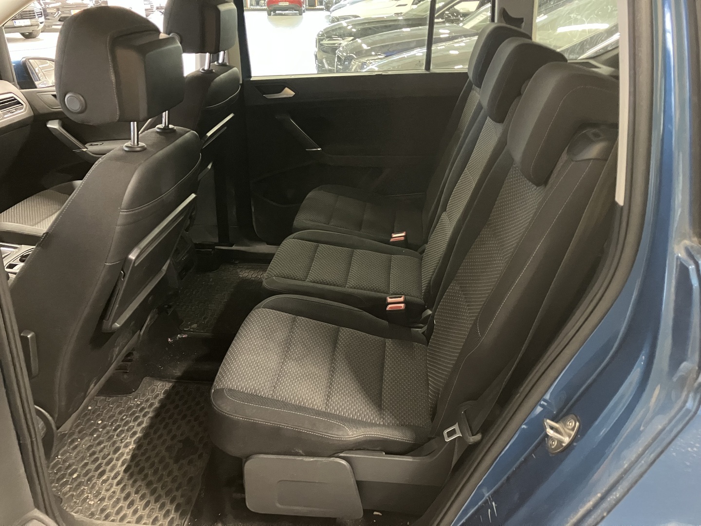 VOLKSWAGEN Touran 2018
