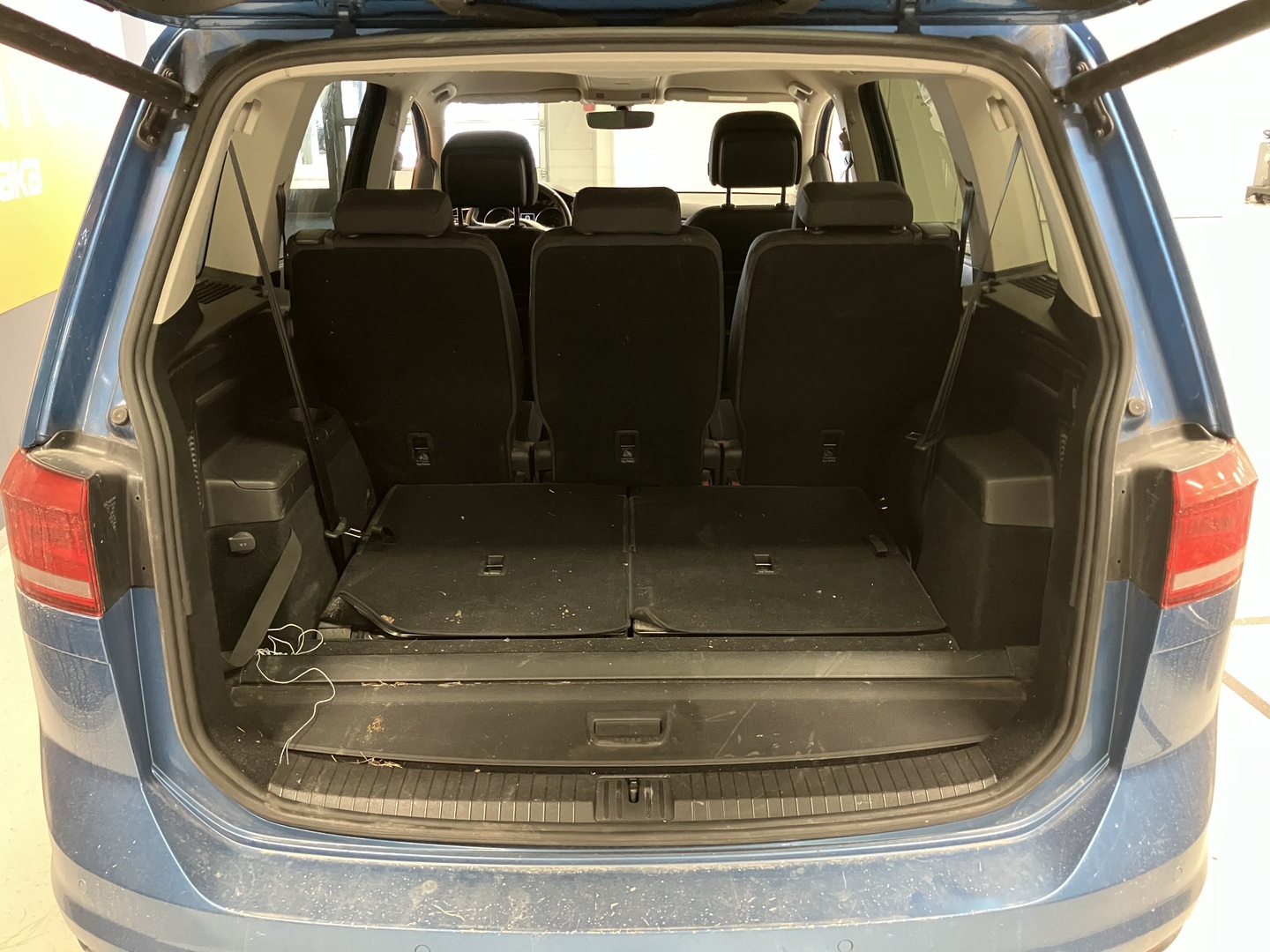 VOLKSWAGEN Touran 2018