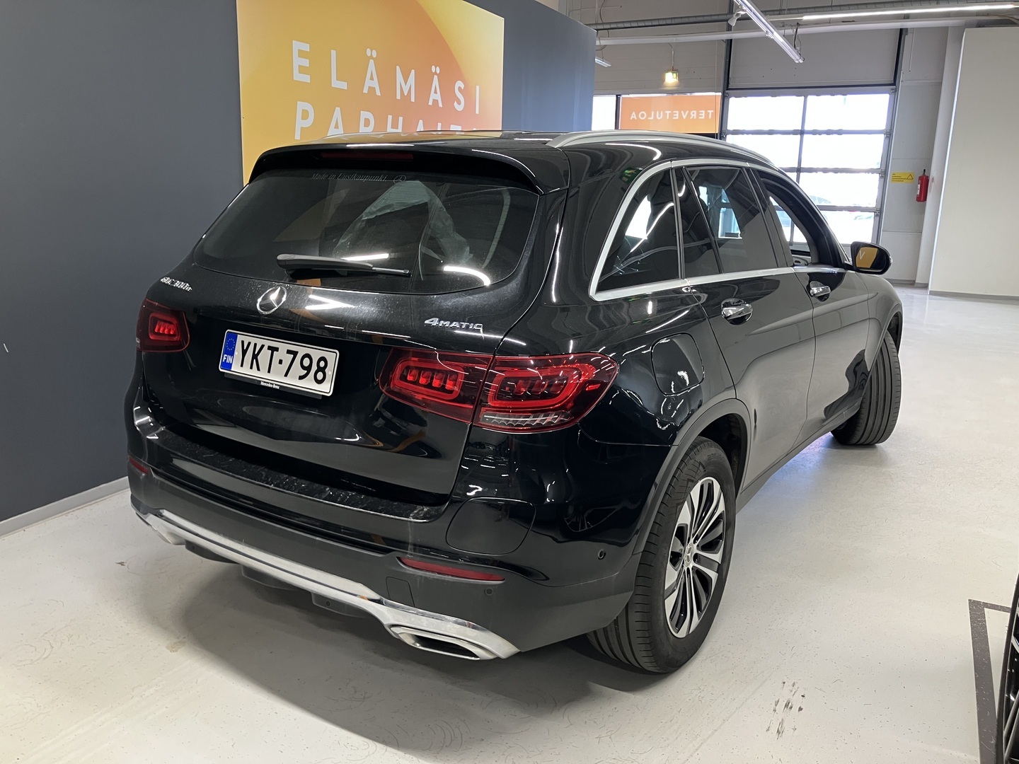 MERCEDES-BENZ GLC 2022