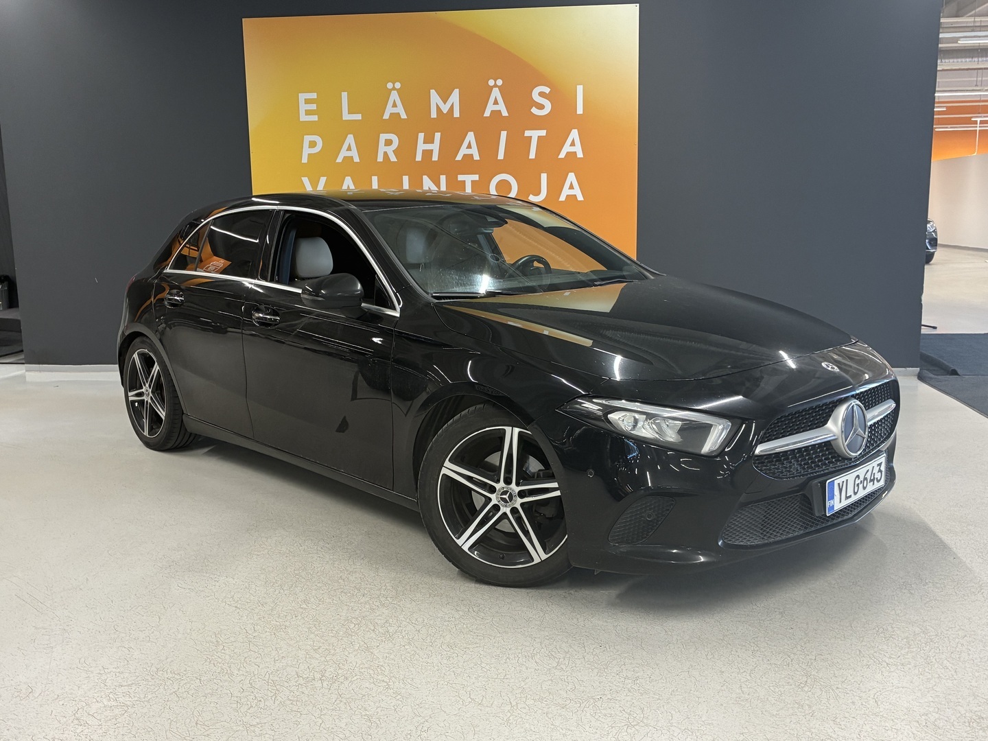 MERCEDES-BENZ A 2019
