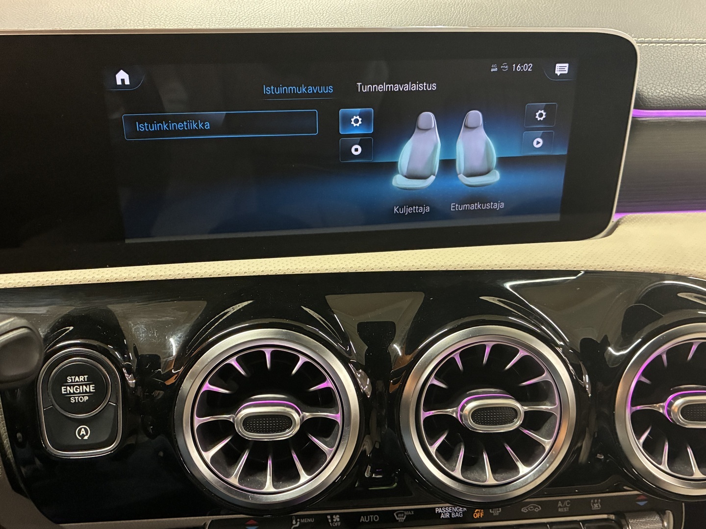 MERCEDES-BENZ A 2019