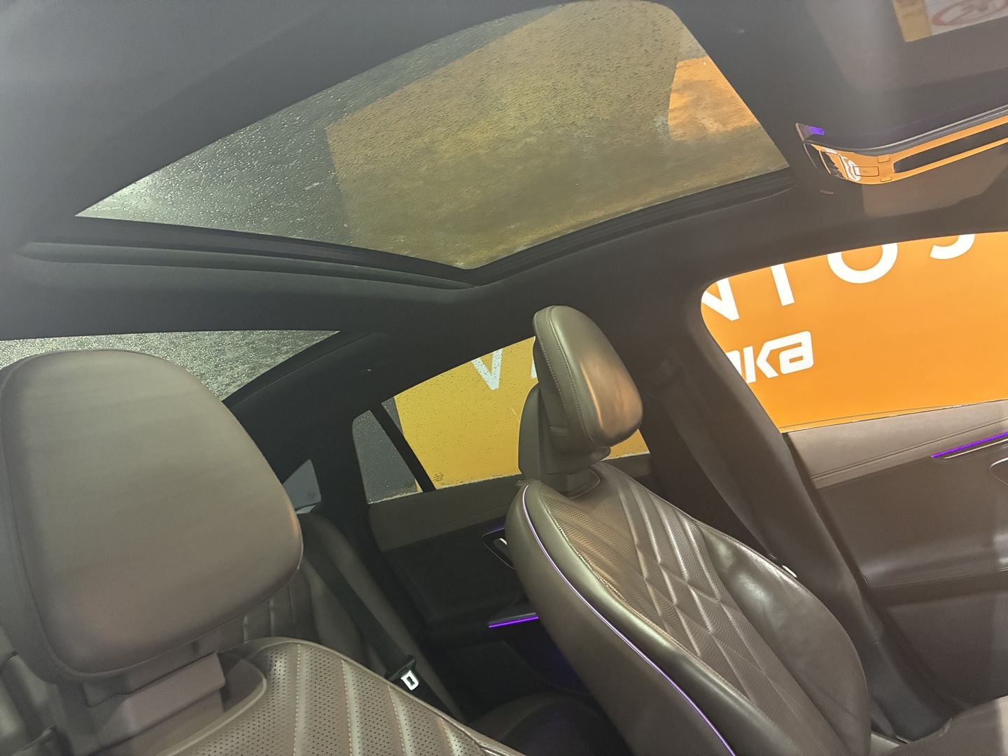 MERCEDES-BENZ EQE 2023