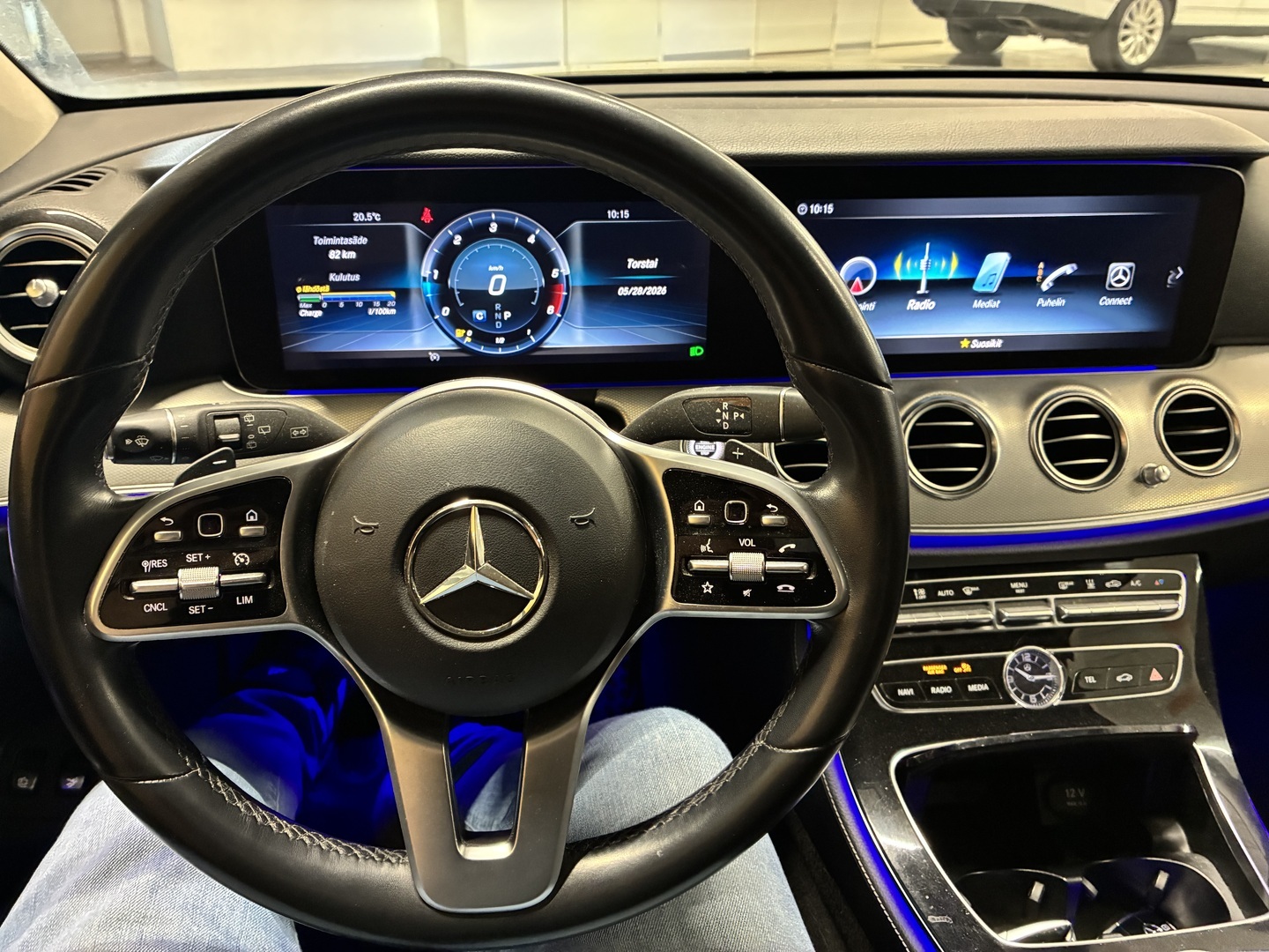 MERCEDES-BENZ E 2019