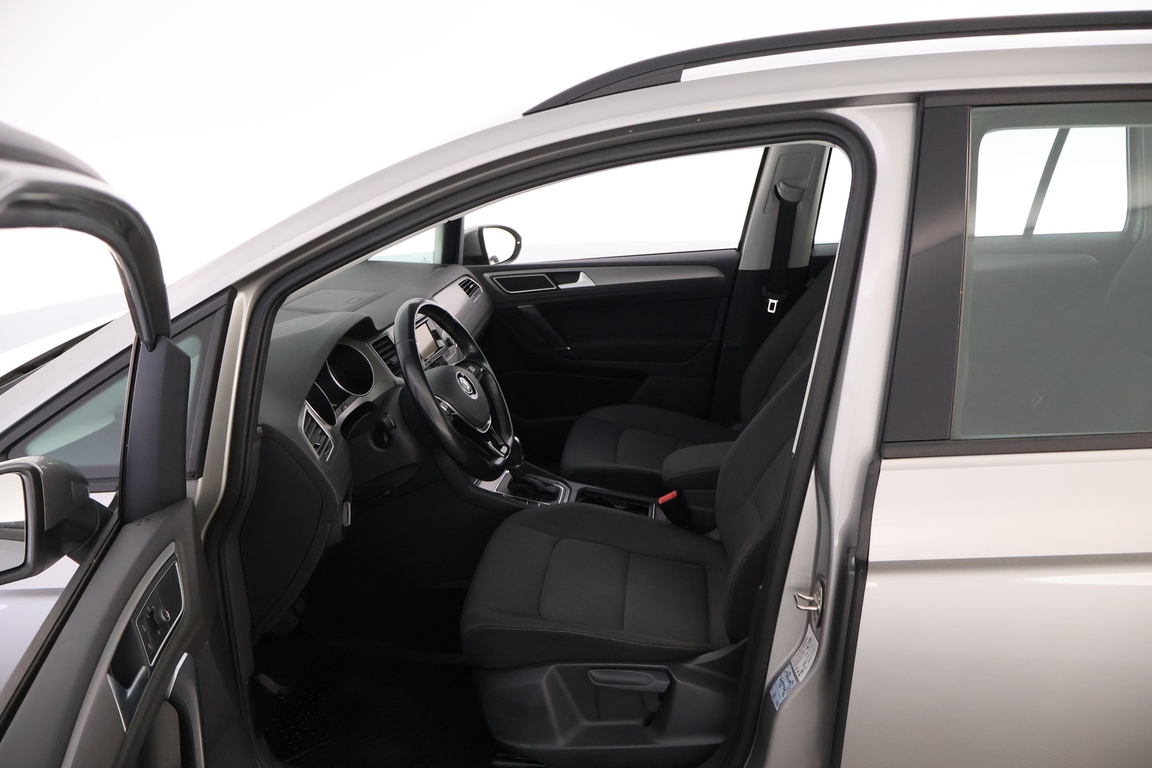 VOLKSWAGEN Golf Sportsvan 2015