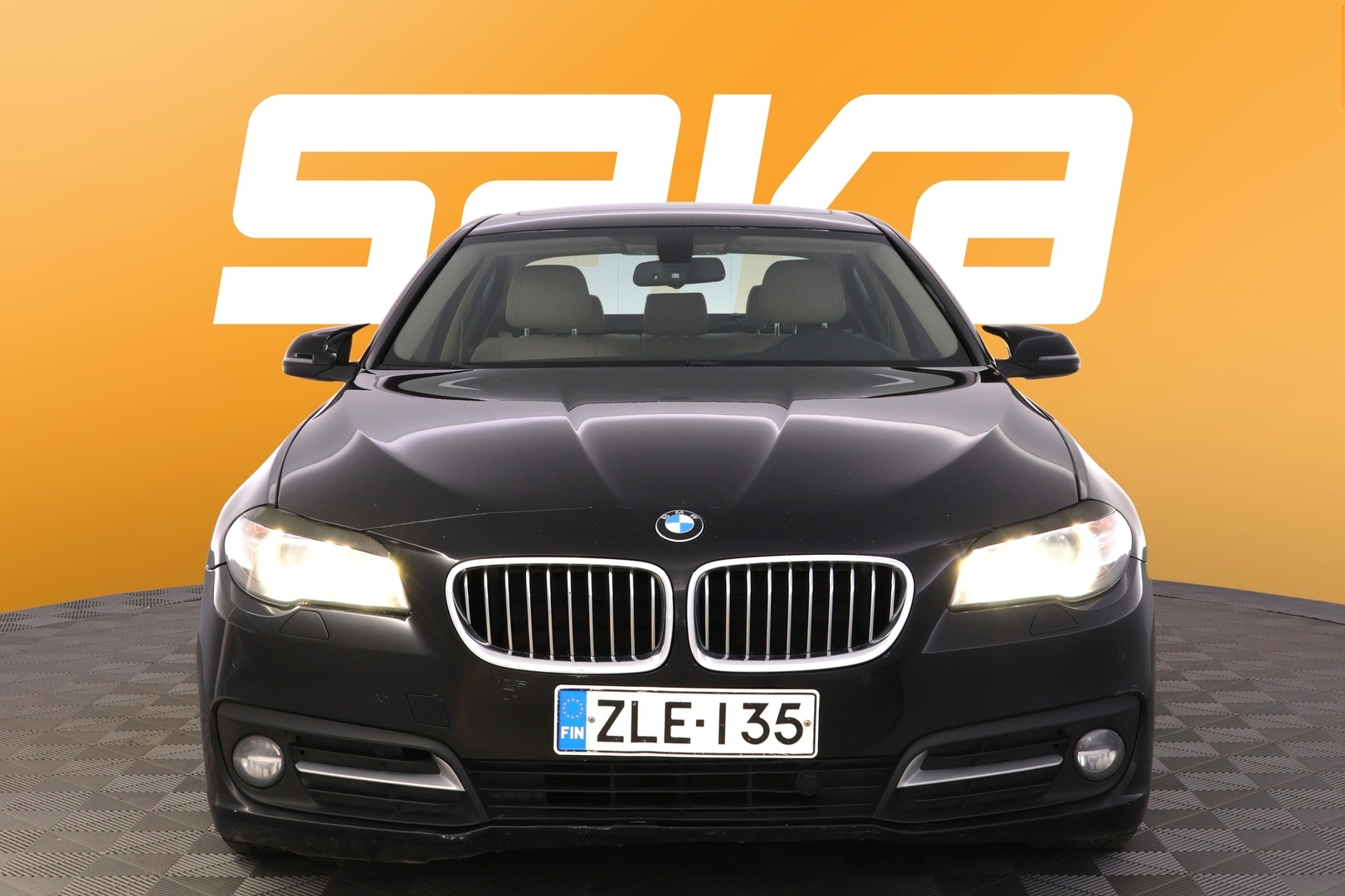 BMW 518 2016