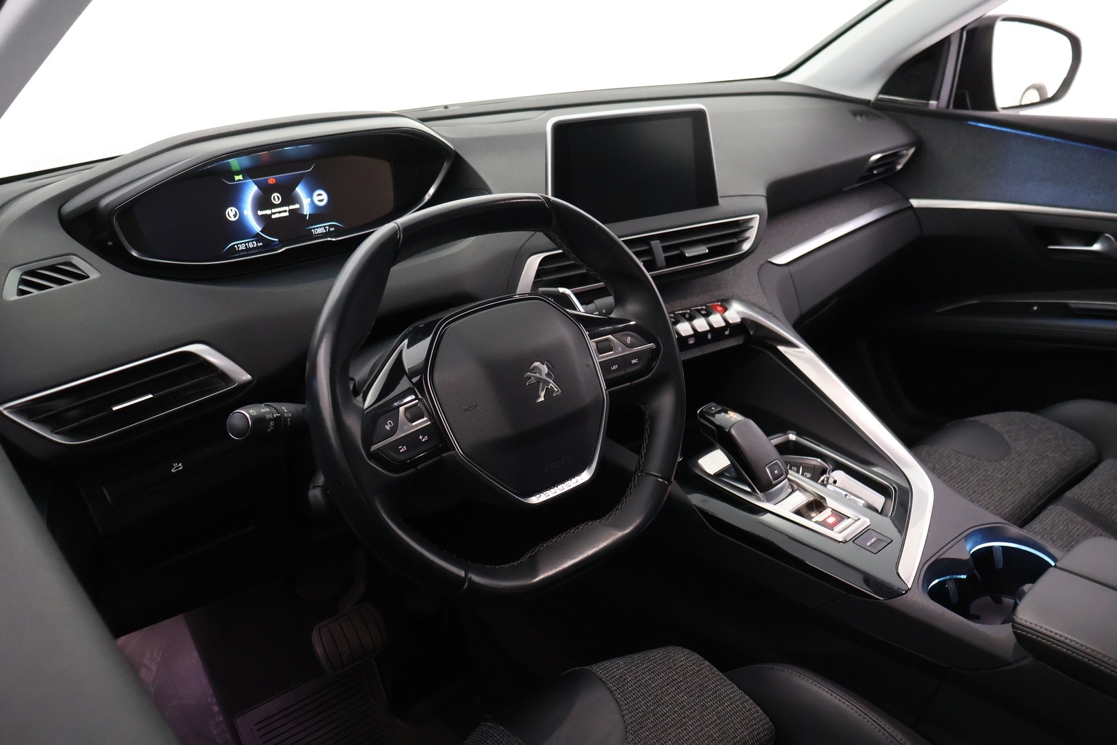 PEUGEOT 5008 2019