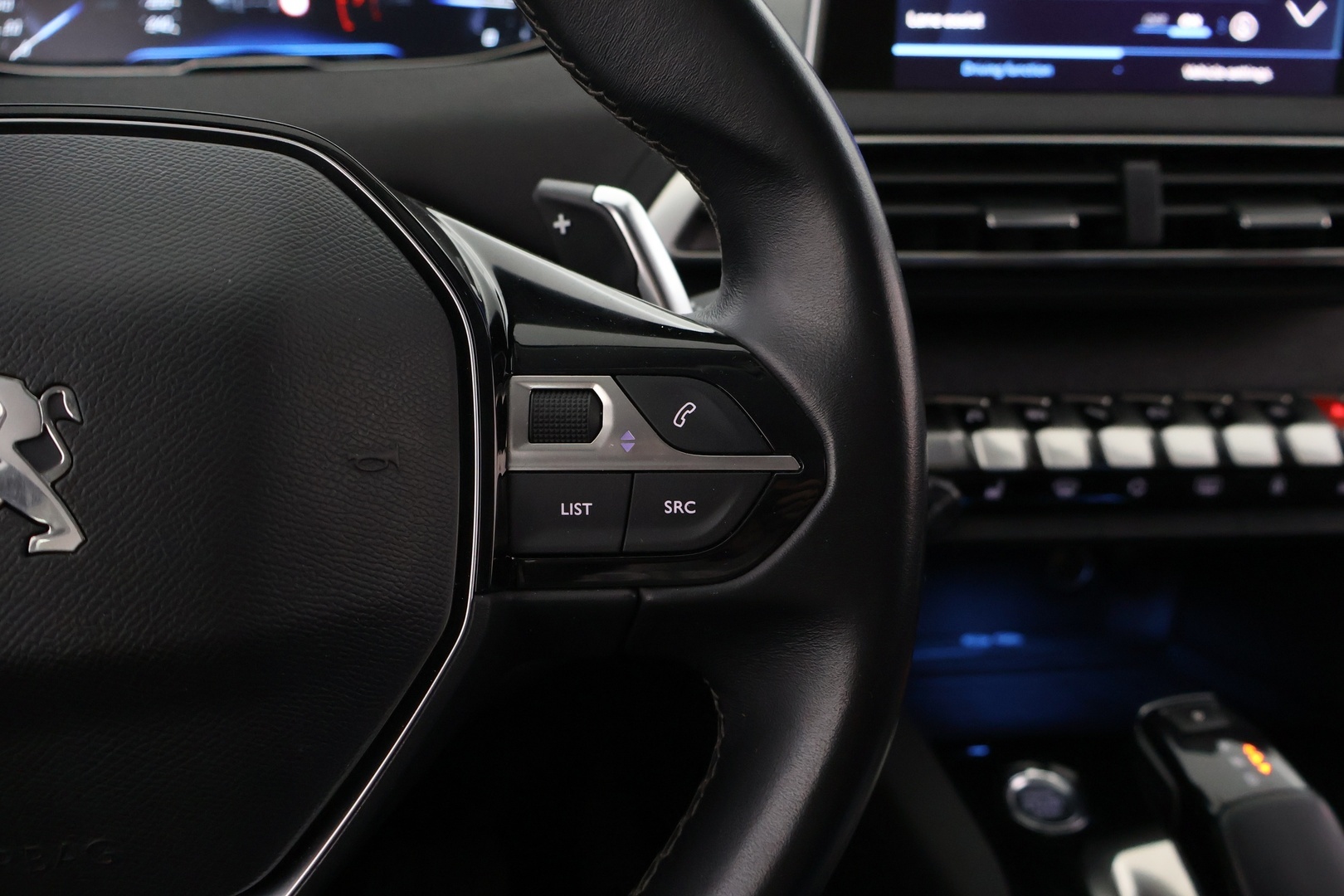 PEUGEOT 5008 2019