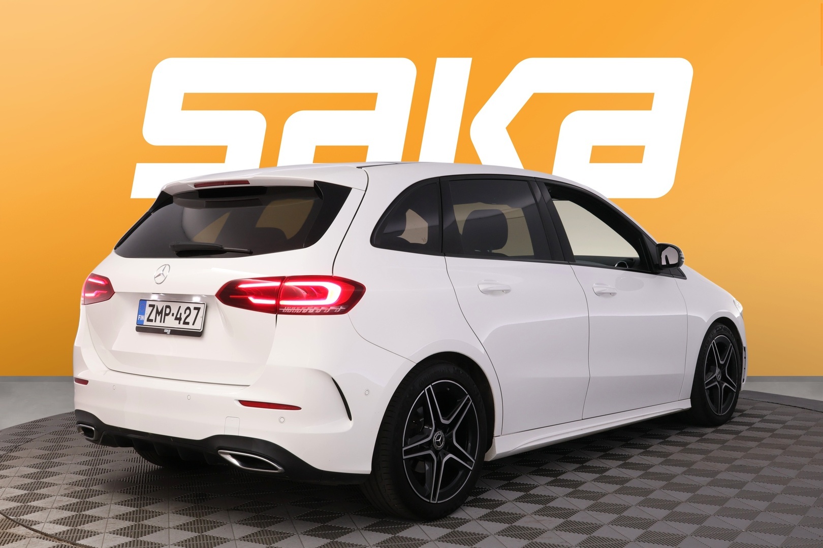 MERCEDES-BENZ B 2019