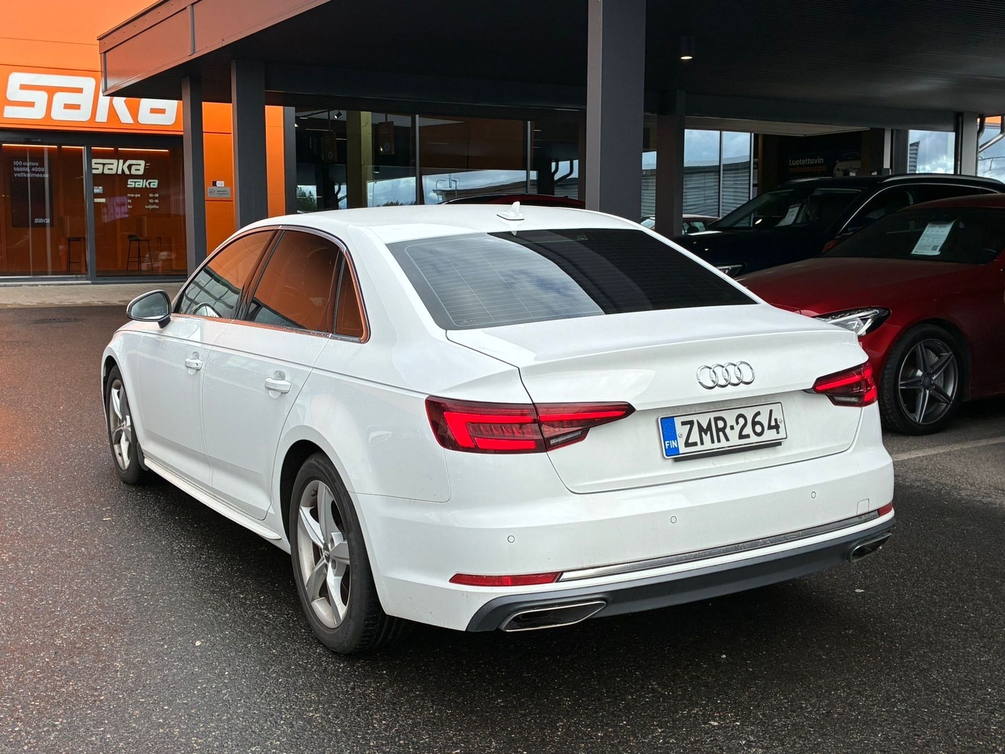 AUDI A4 2019