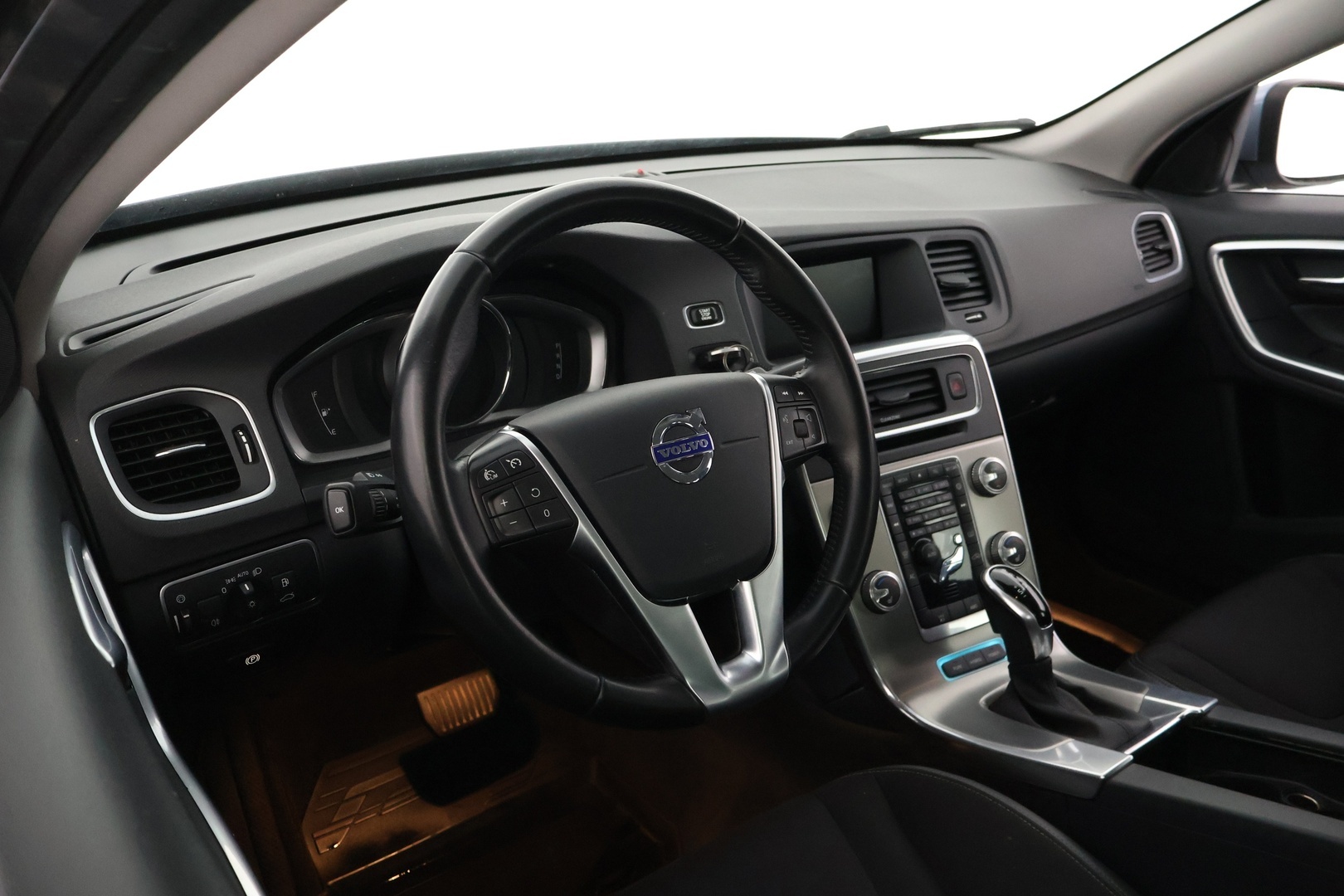 VOLVO V60 2017
