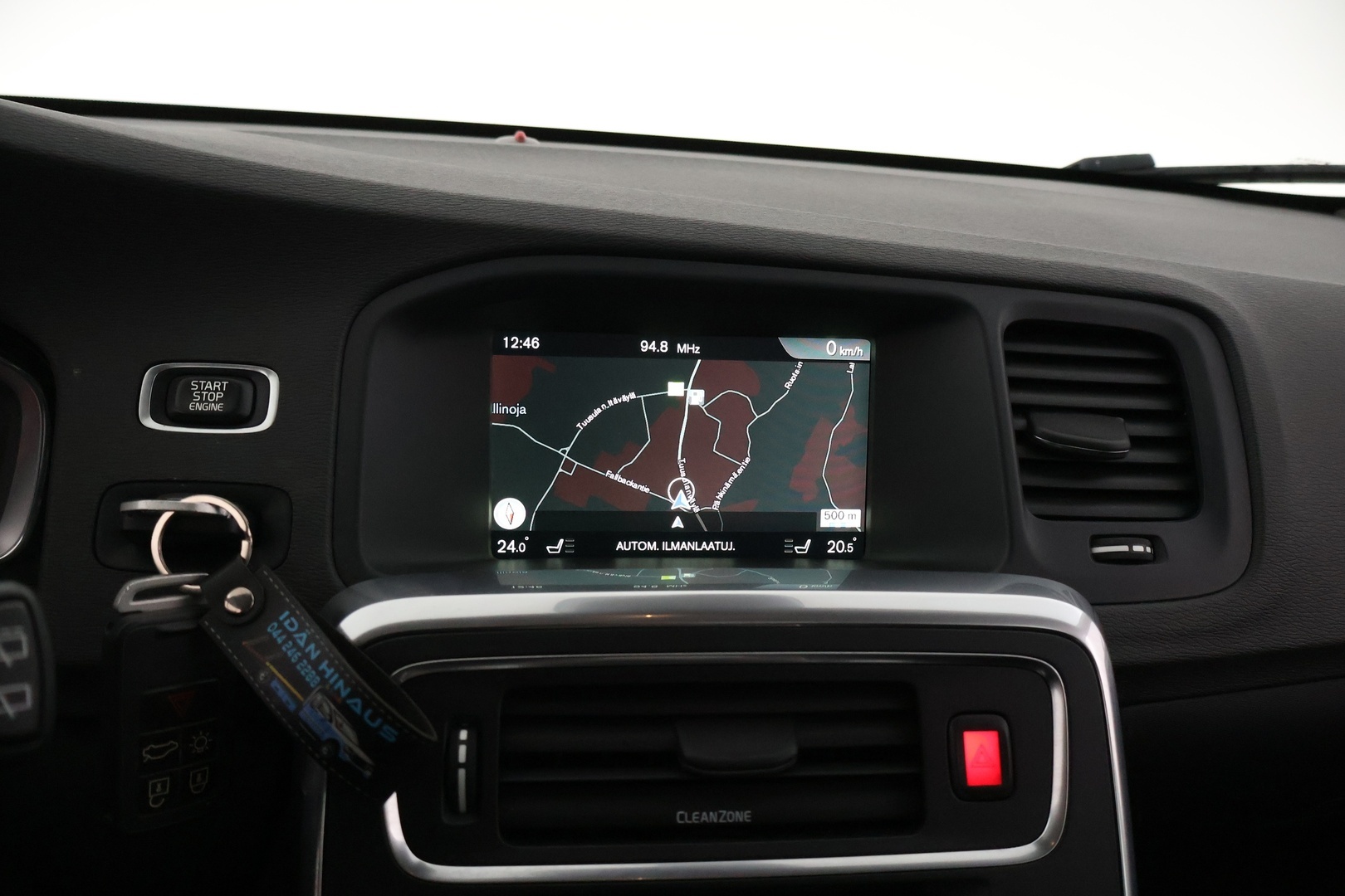 VOLVO V60 2017