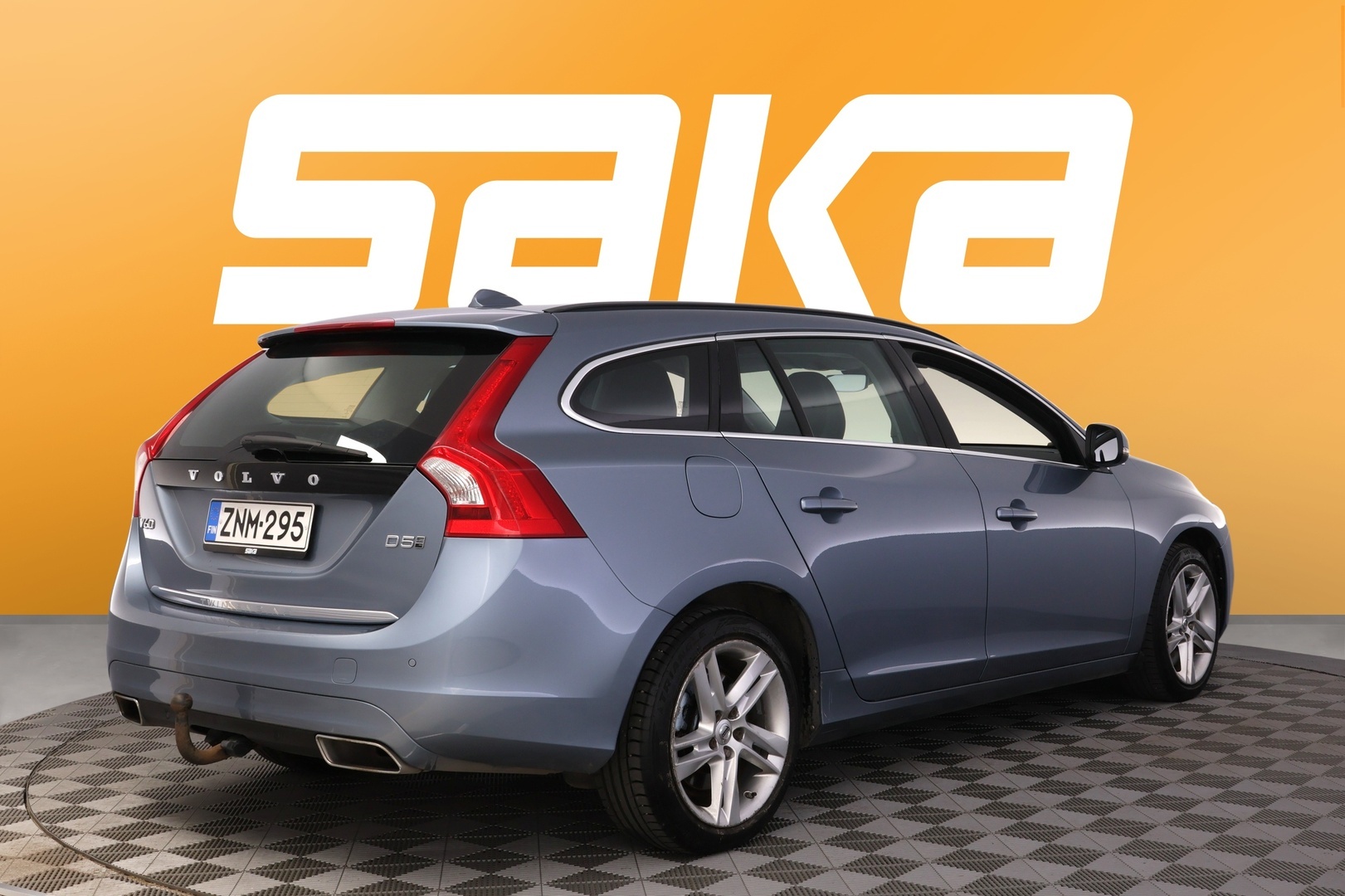 VOLVO V60 2017