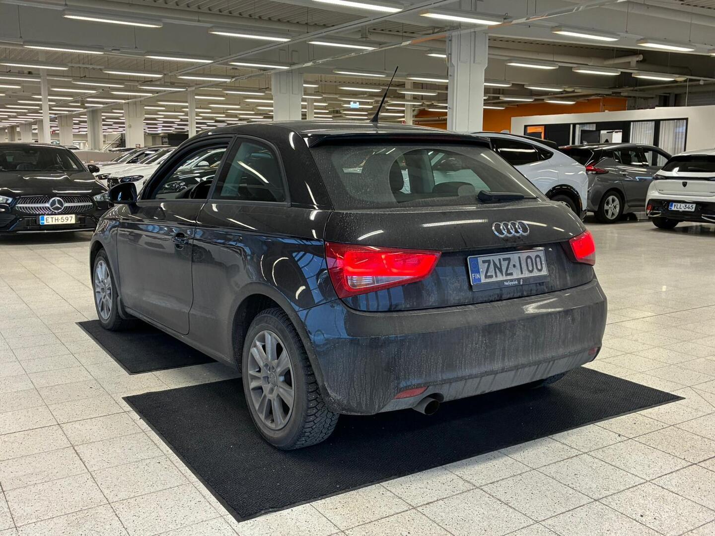 AUDI A1 2011