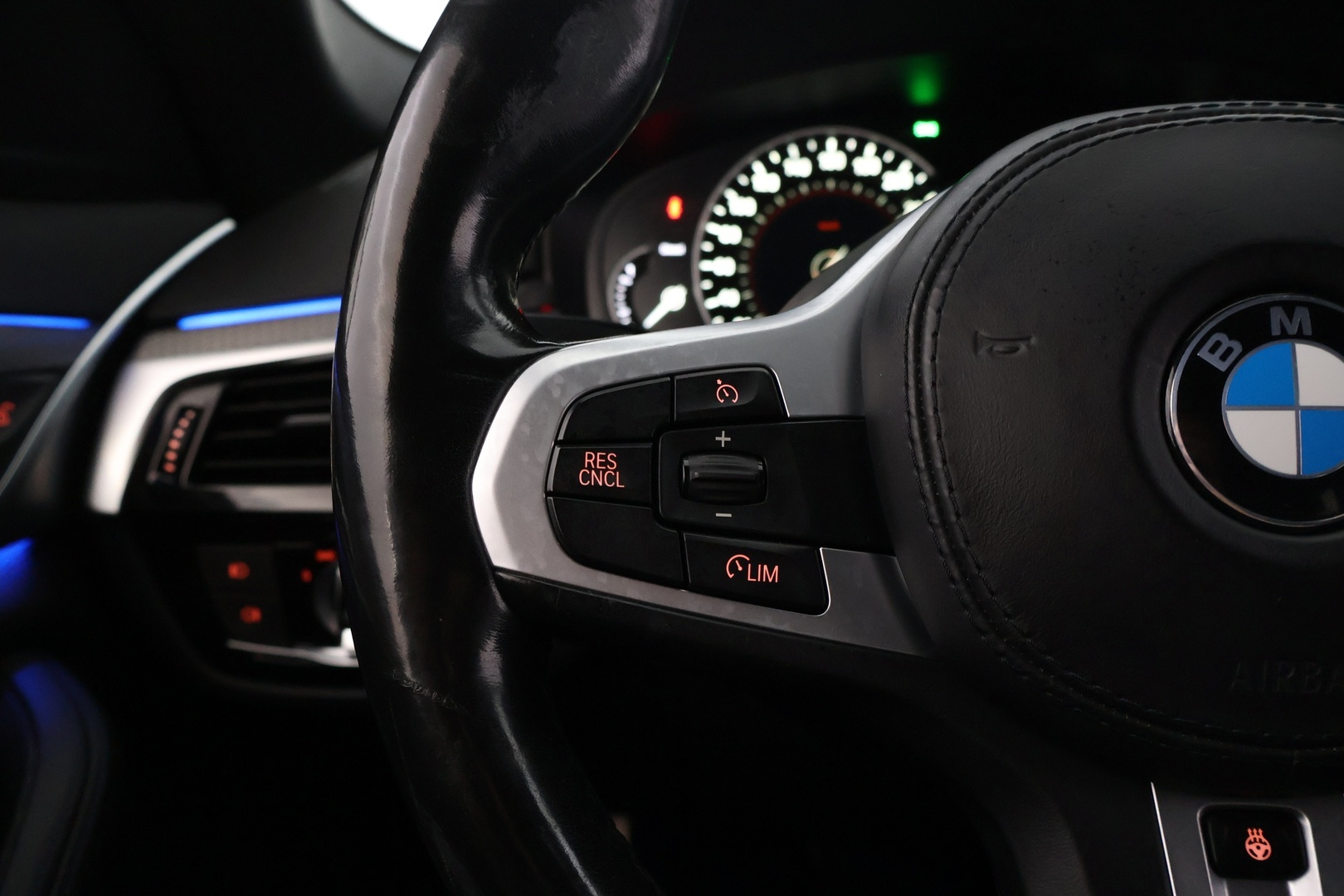 BMW 520 2019