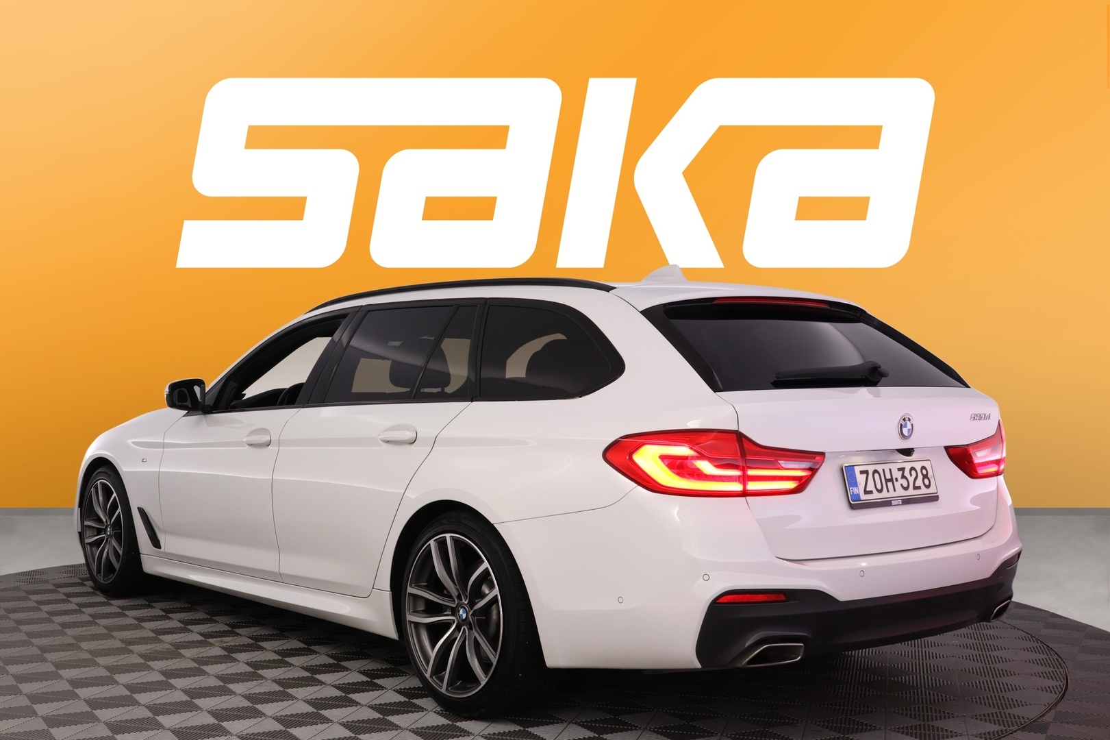 BMW 520 2019