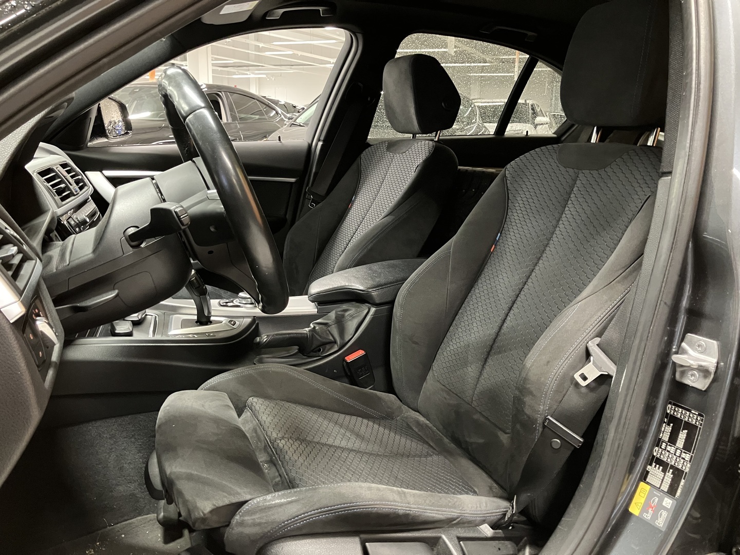 BMW 330 2017